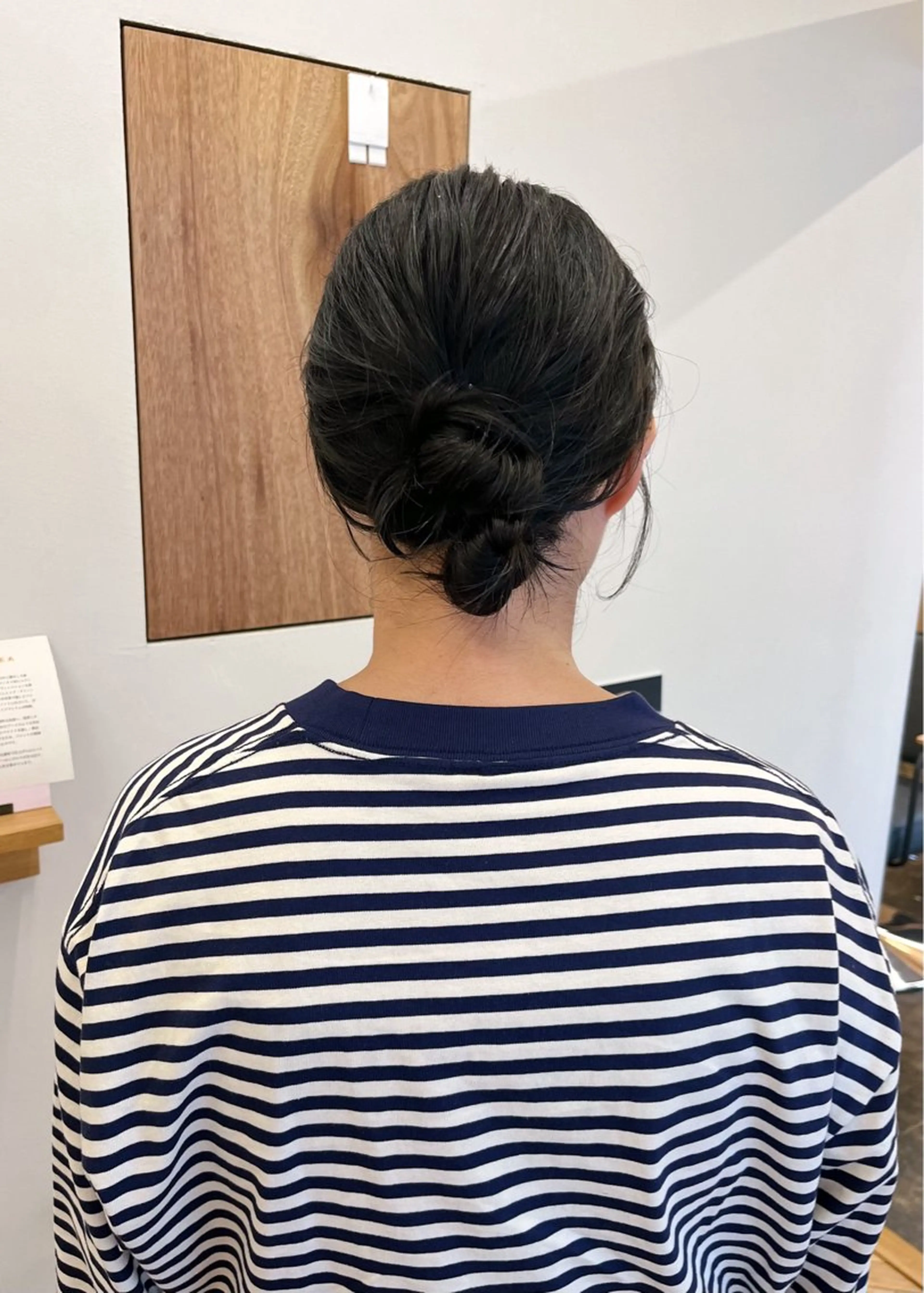 ミディアム ヘアアレンジ お団子ヘア 西山 紗耶香🪽 透明感カラー/ボブのヘアスタイル