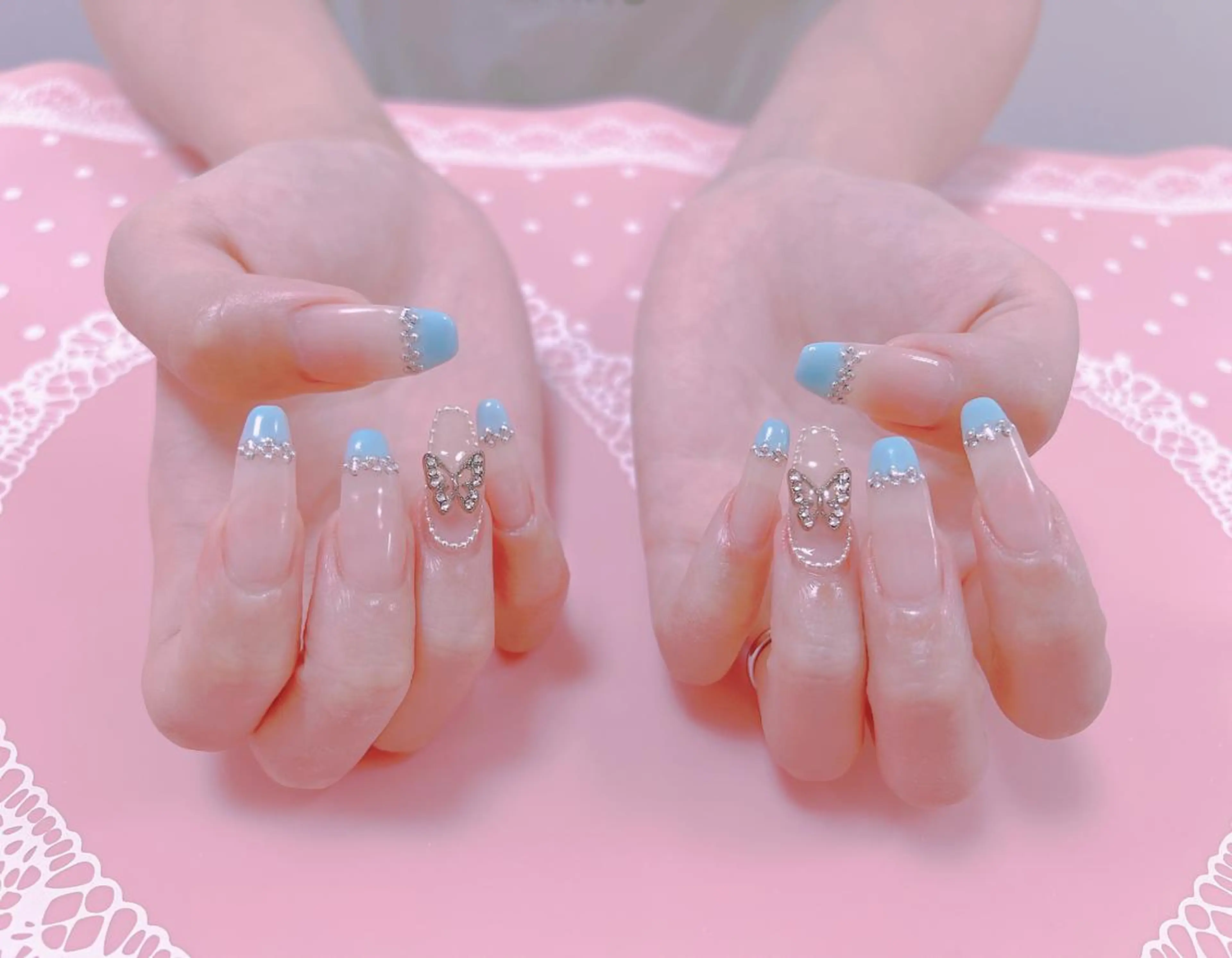 ネイル はぴねす所属・横浜 美夢のネイルデザイン