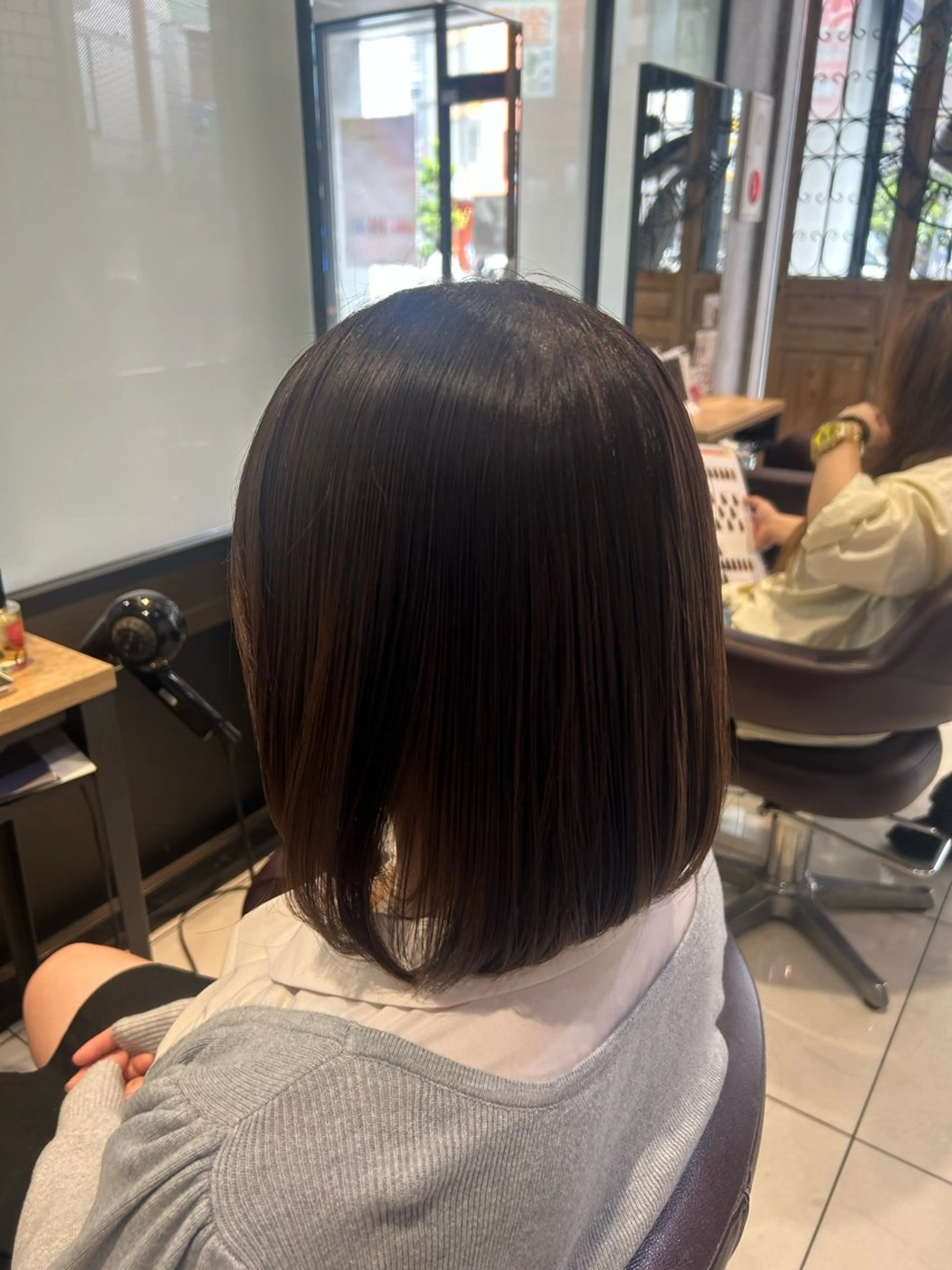ショート カラー ヘアカラー 韓国風艶髪カラー× 束感まつ毛🎀miuのヘアスタイル