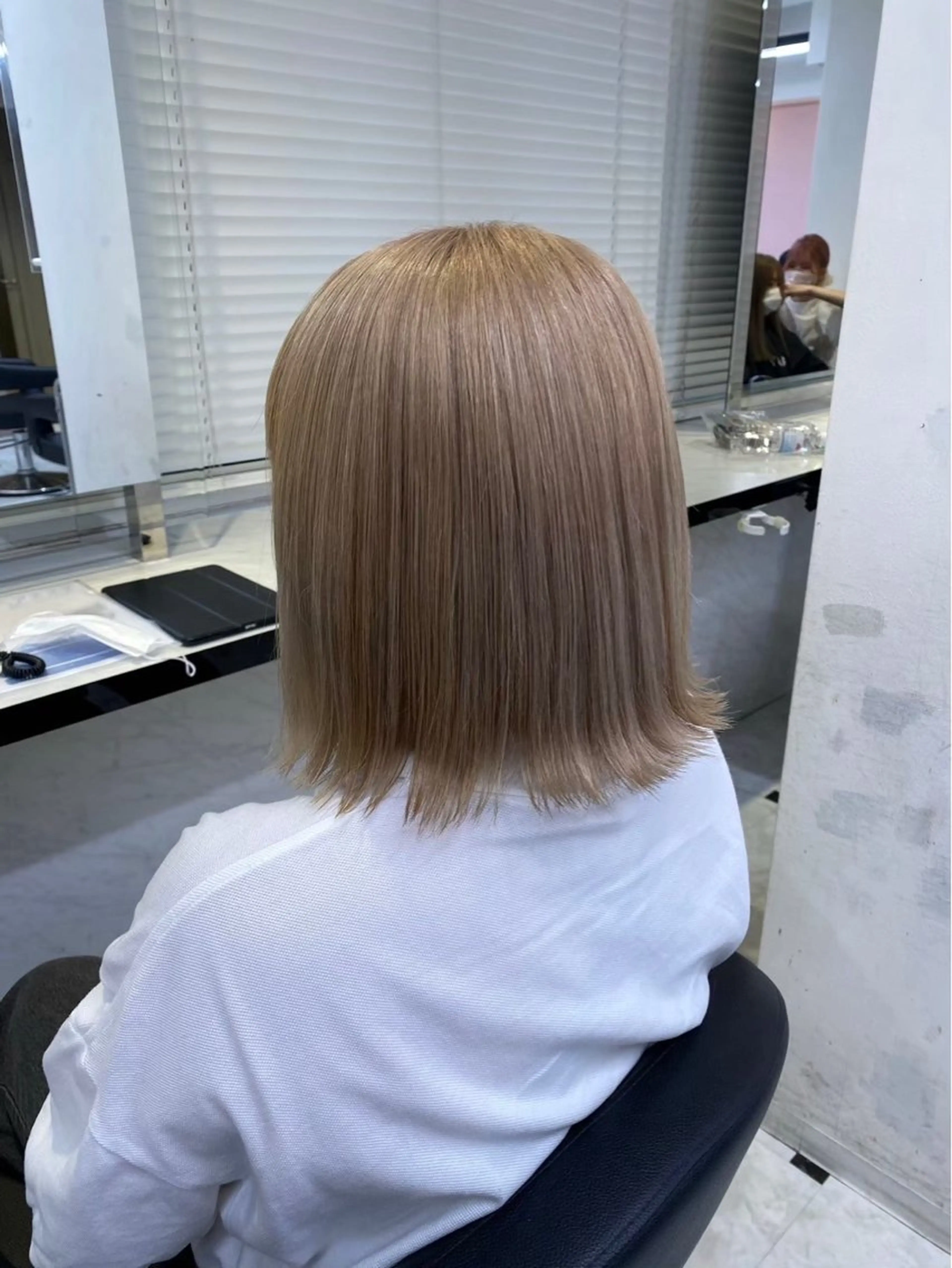 ロング ヘアカラー トリートメント ヘッドスパ ヘアセット 韓国ヘア/ブリーチ無 しWカラー/オリーブのヘアスタイル