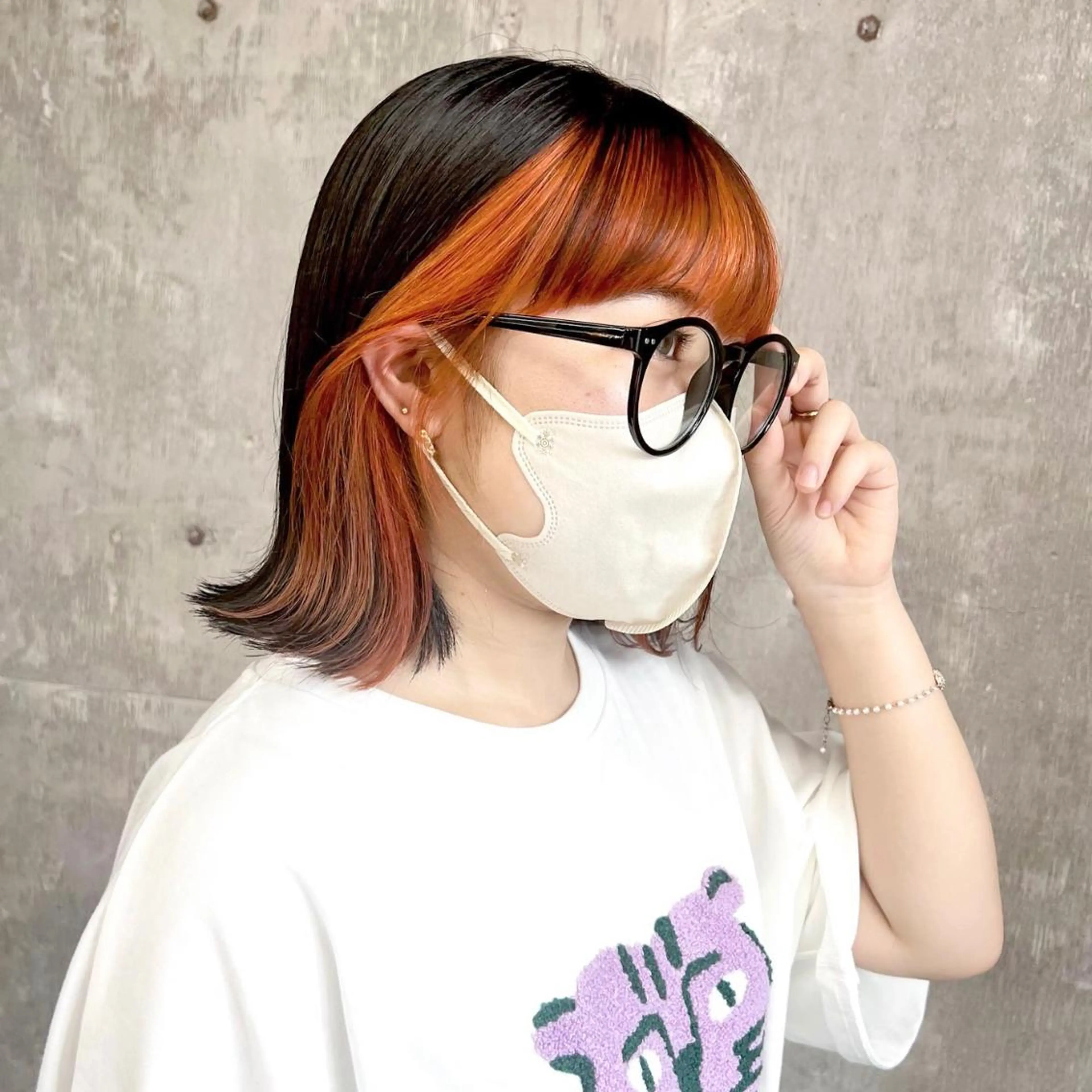 ミディアム カラー 切りっぱなしボブ インナーカラー オレンジ ボブ カット ヘアカラー 韓国ヘア /男女☘️ 細江 美紅のヘアスタイル