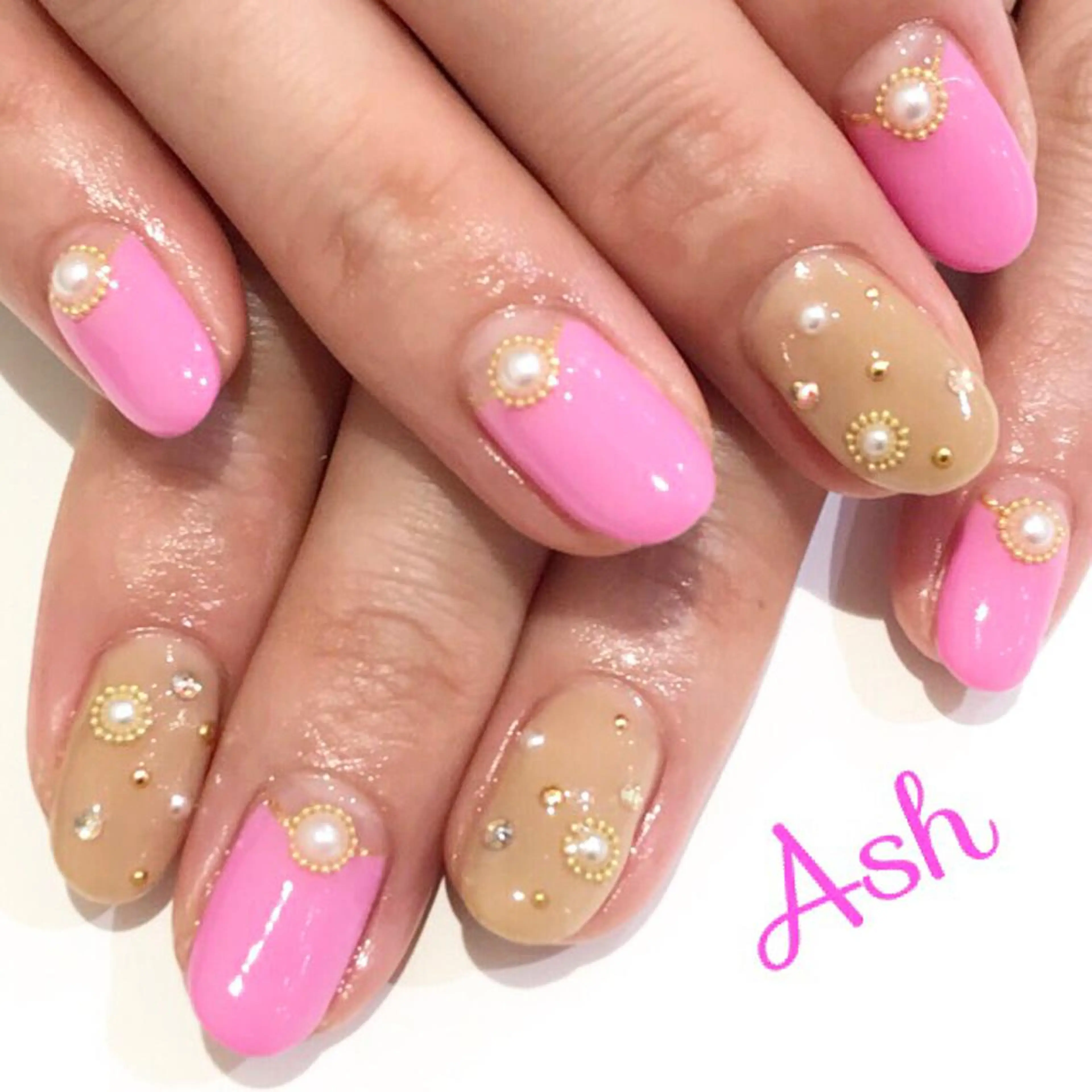 ネイル フレンチネイル 逆フレンチ 🩵NORIKO 上品ネイルが得意🩵のネイルデザイン
