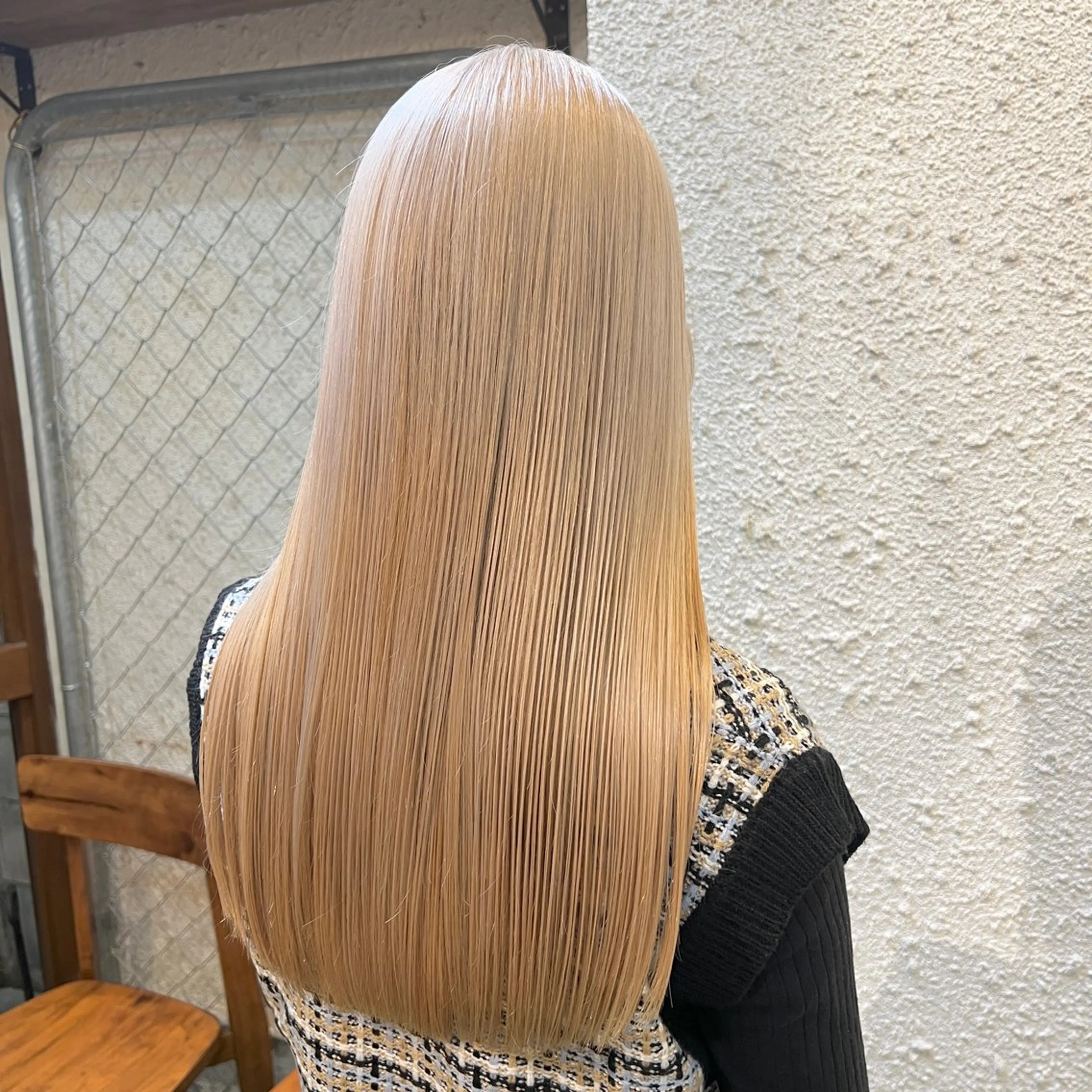 カラー ヘアカラー トリートメント ブリーチカラー×艶 🍨mihoのヘアスタイル