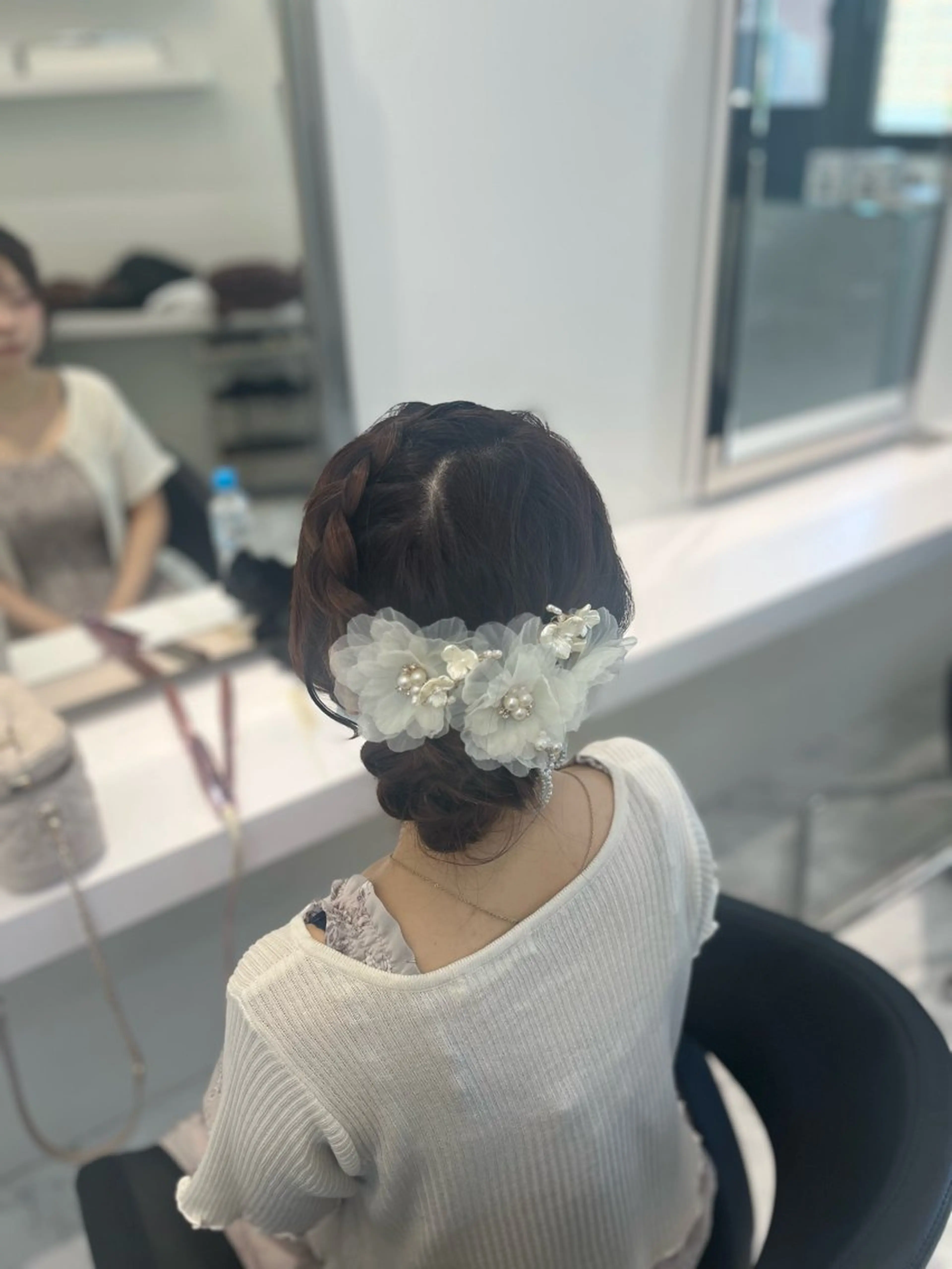 ヘアアレンジ お団子ヘア 浴衣 ヘアセット ハイトーンカラー💞 くるみ🎀のヘアスタイル