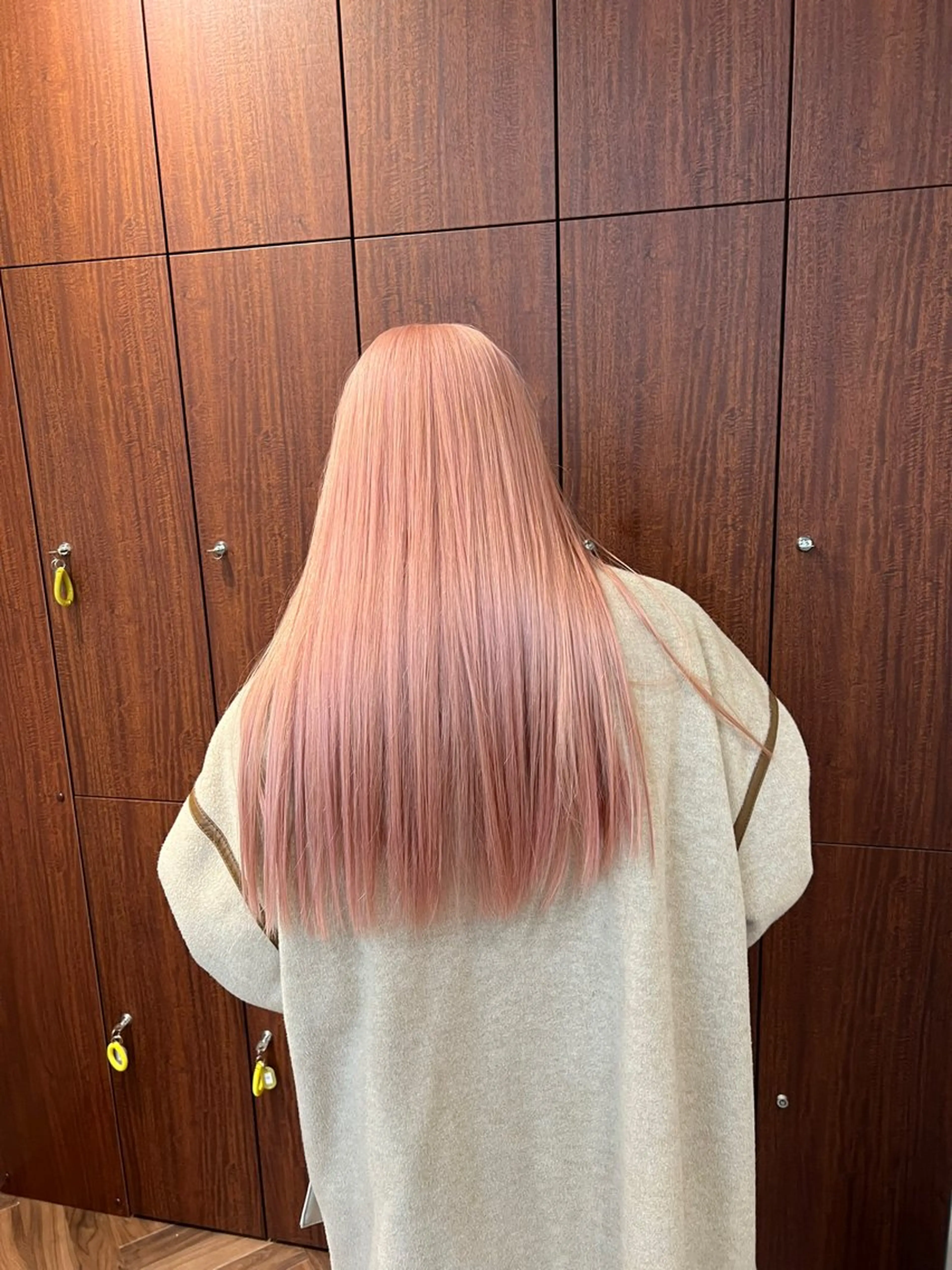 セミロング カラー ブリーチ ケアブリーチ ダブルカラー ハイトーンカラー ボブ ヘアカラー トリートメント ヘアセット レイヤー専門家 ダブルカラー修のヘアスタイル