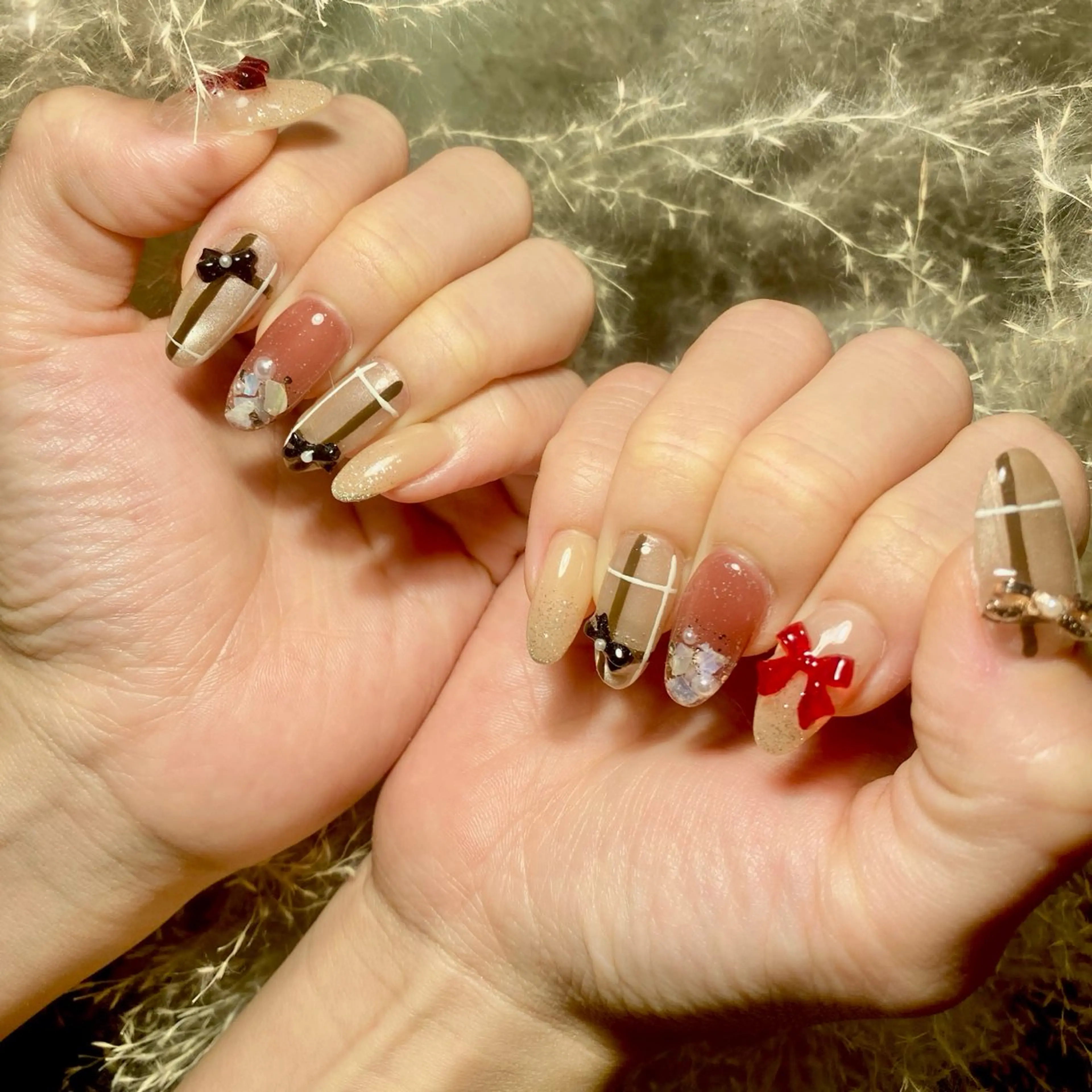 ネイル ハンドネイル Roi〈ロワ〉 Reikaのネイルデザイン