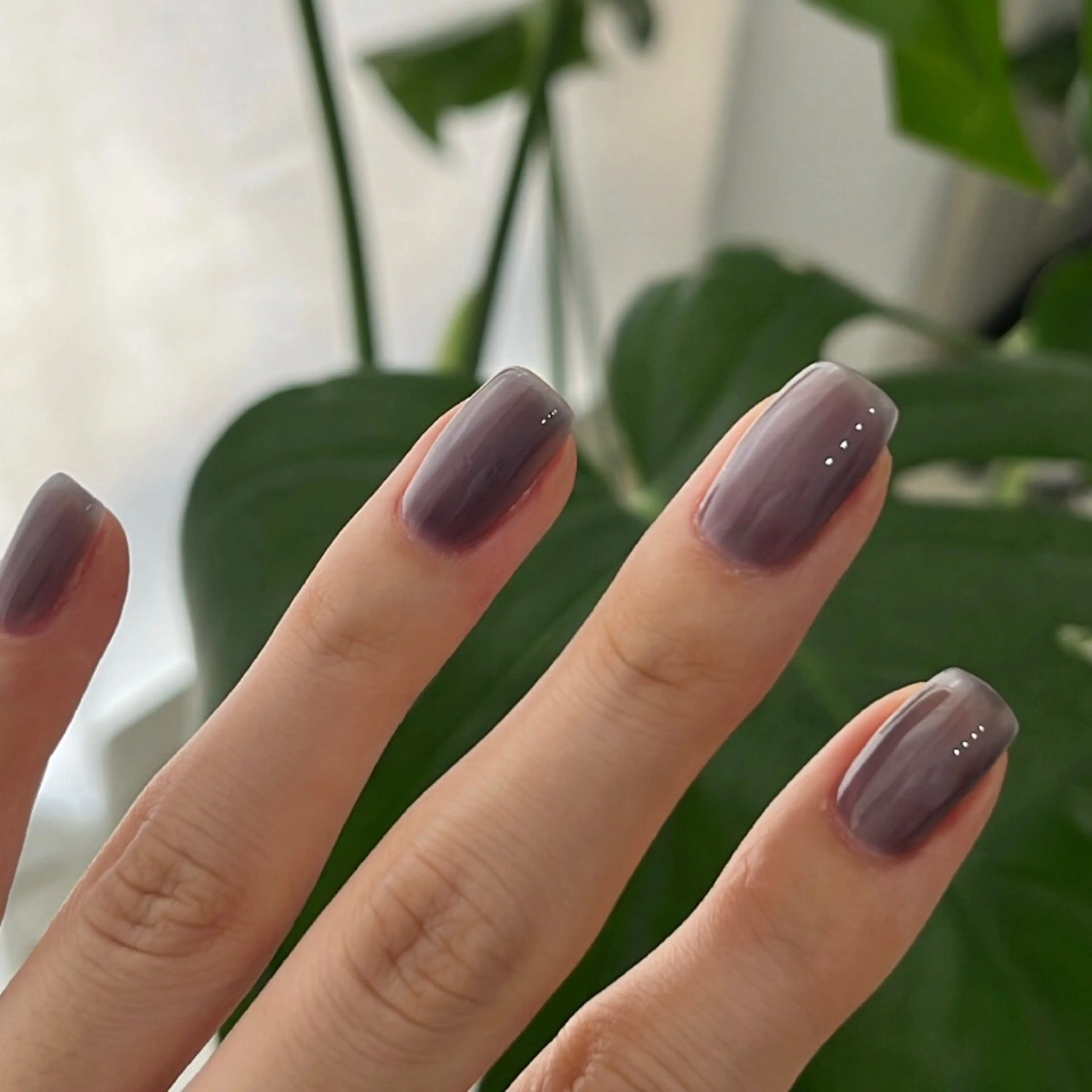 ネイル グリーン ハンドネイル vegh. nail／阿波座のネイルデザイン