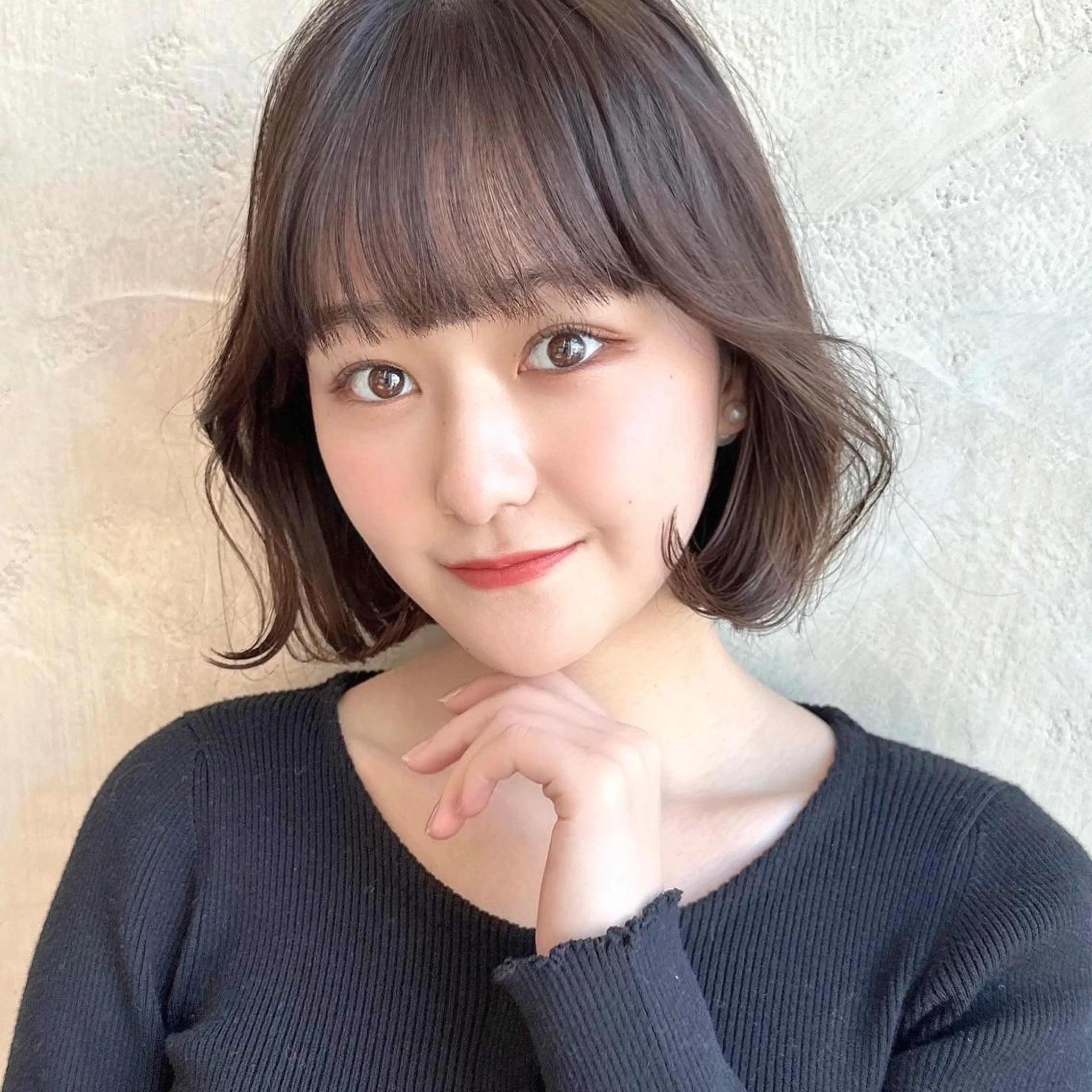 ショート カラー ヘアアレンジ ベージュカラー ボブ 韓国風ヘア 似合わせカット シースルーバング 🌈小顔似合わせ SHIHO🌈のヘアスタイル