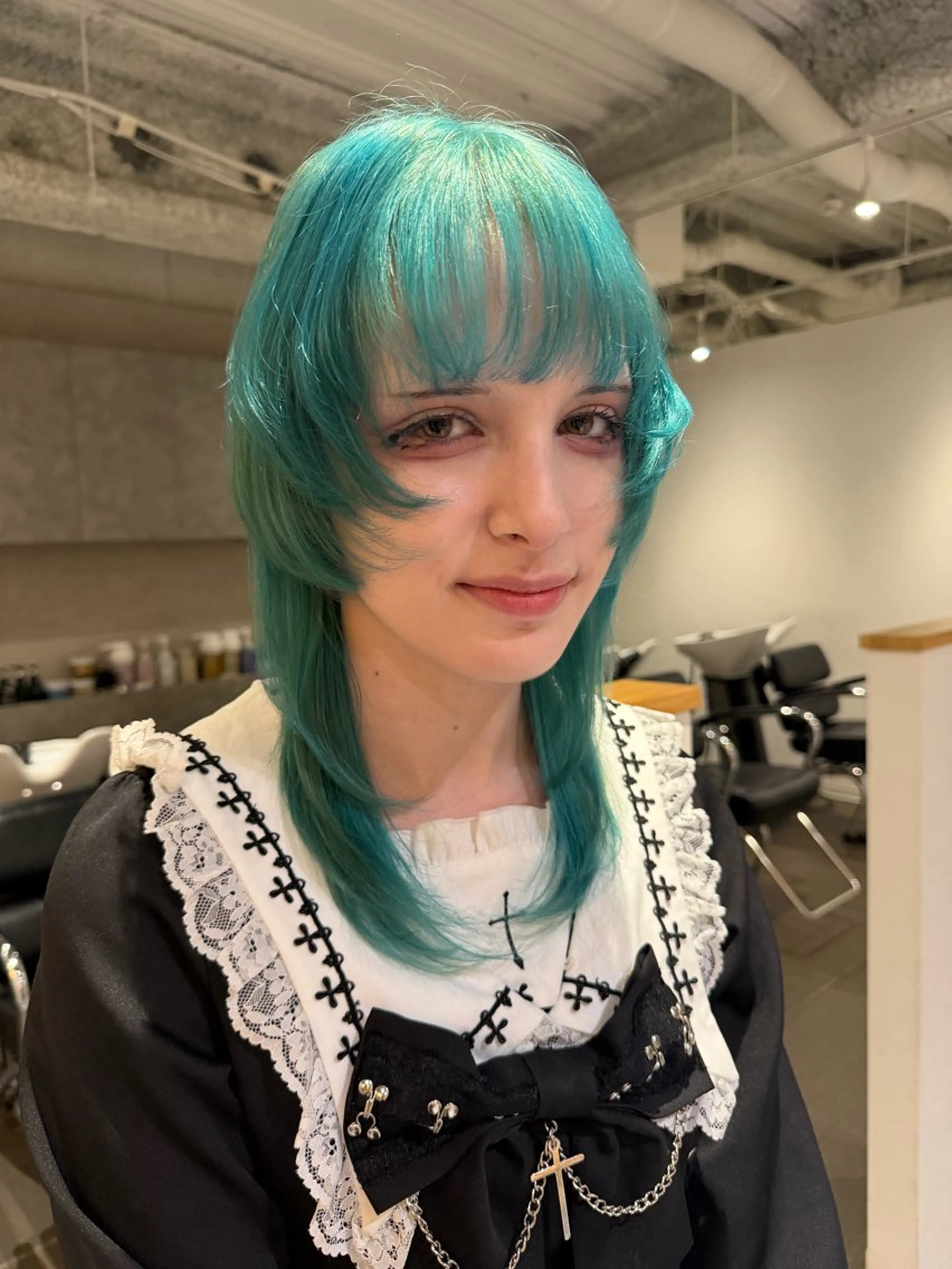 ミディアム カラー ミント ミントグリーン ヘアカラー 渚音 nanoのヘアスタイル