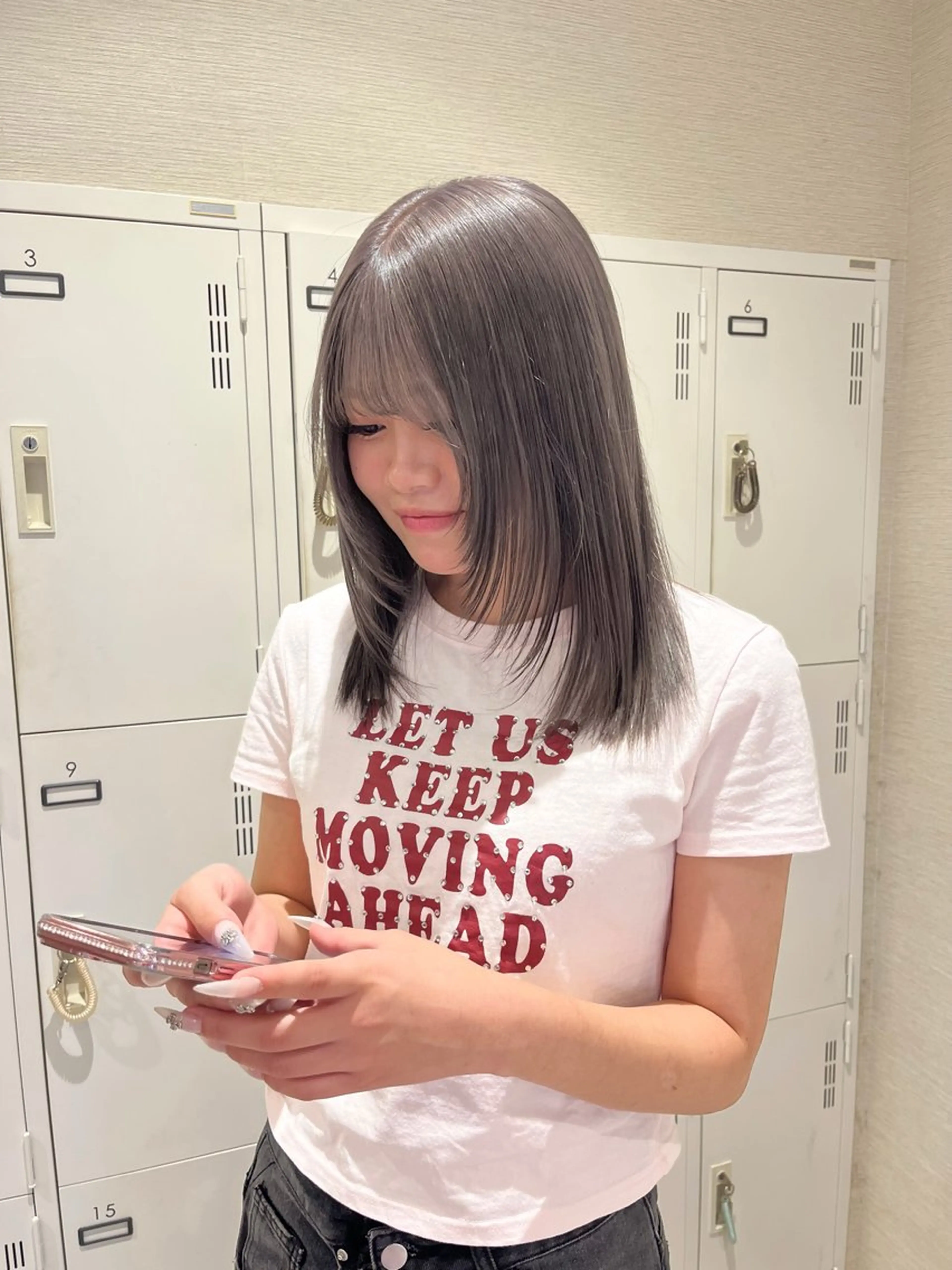 ミディアム カラー カット ハイトーン 🦋🎶LENのヘアスタイル