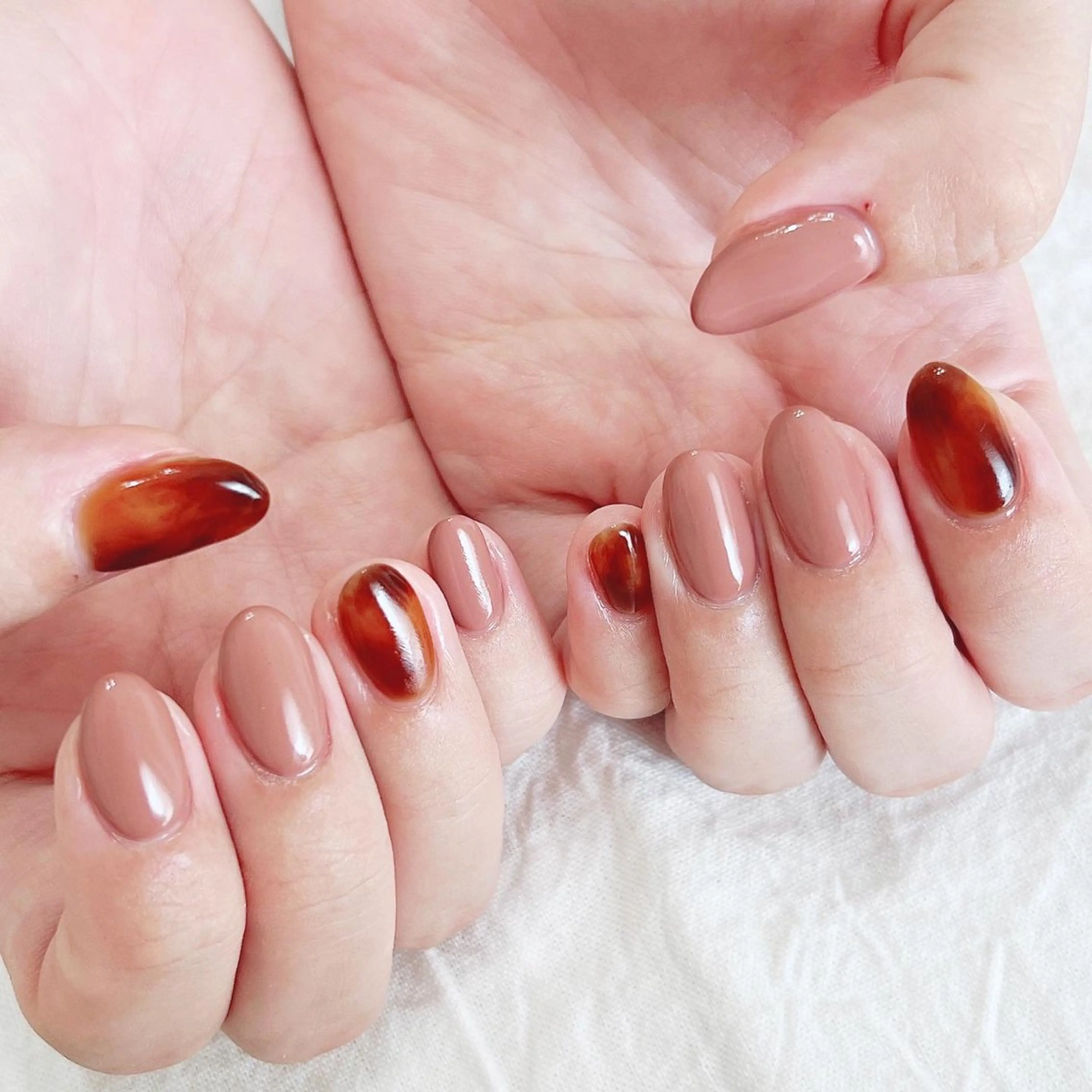 ネイル べっ甲ネイル ピンク ピンクベージュ ハンドネイル peaberry nailのネイルデザイン