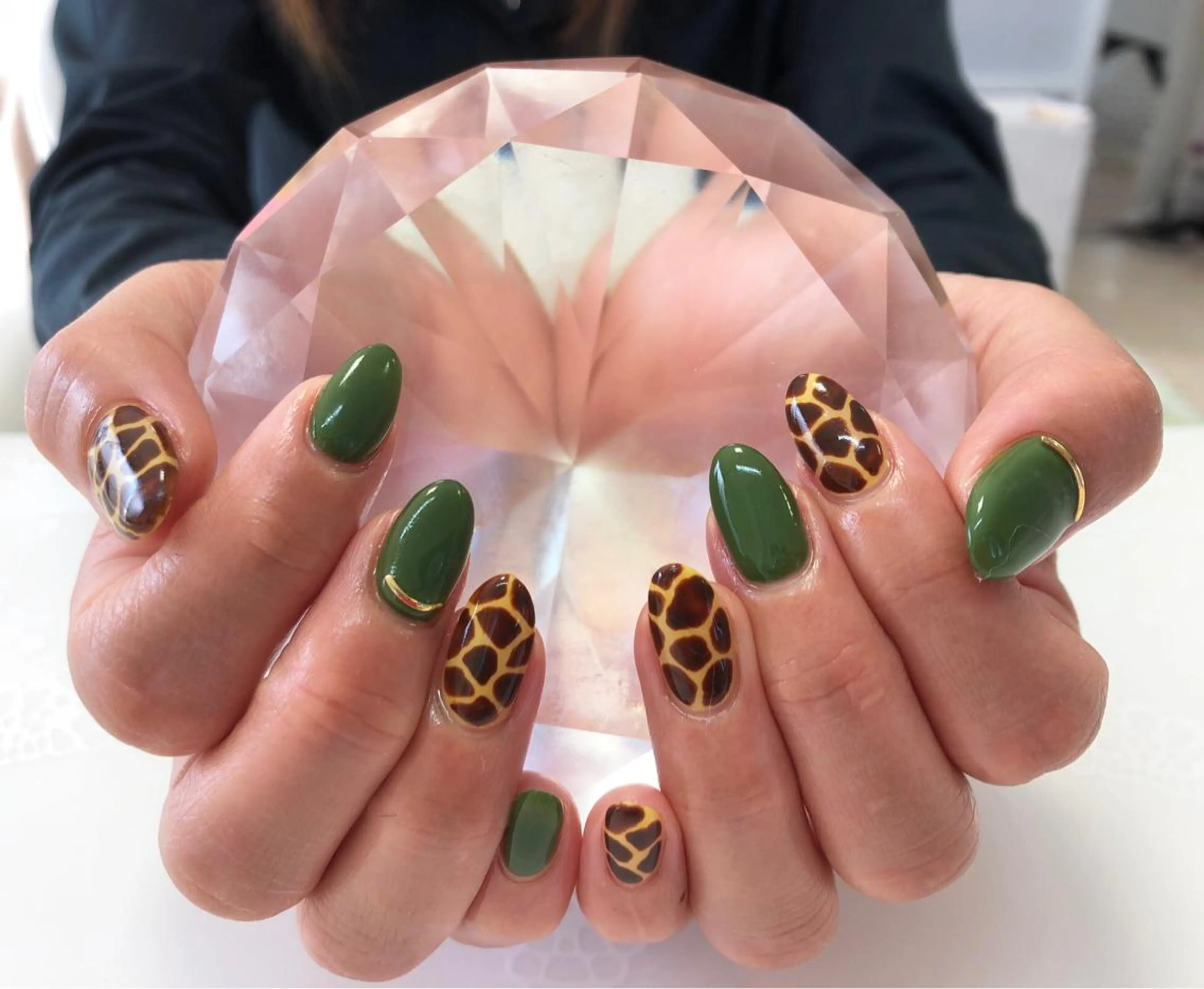 ネイル ハンドネイル ハンドケア 吉村 美咲のネイルデザイン