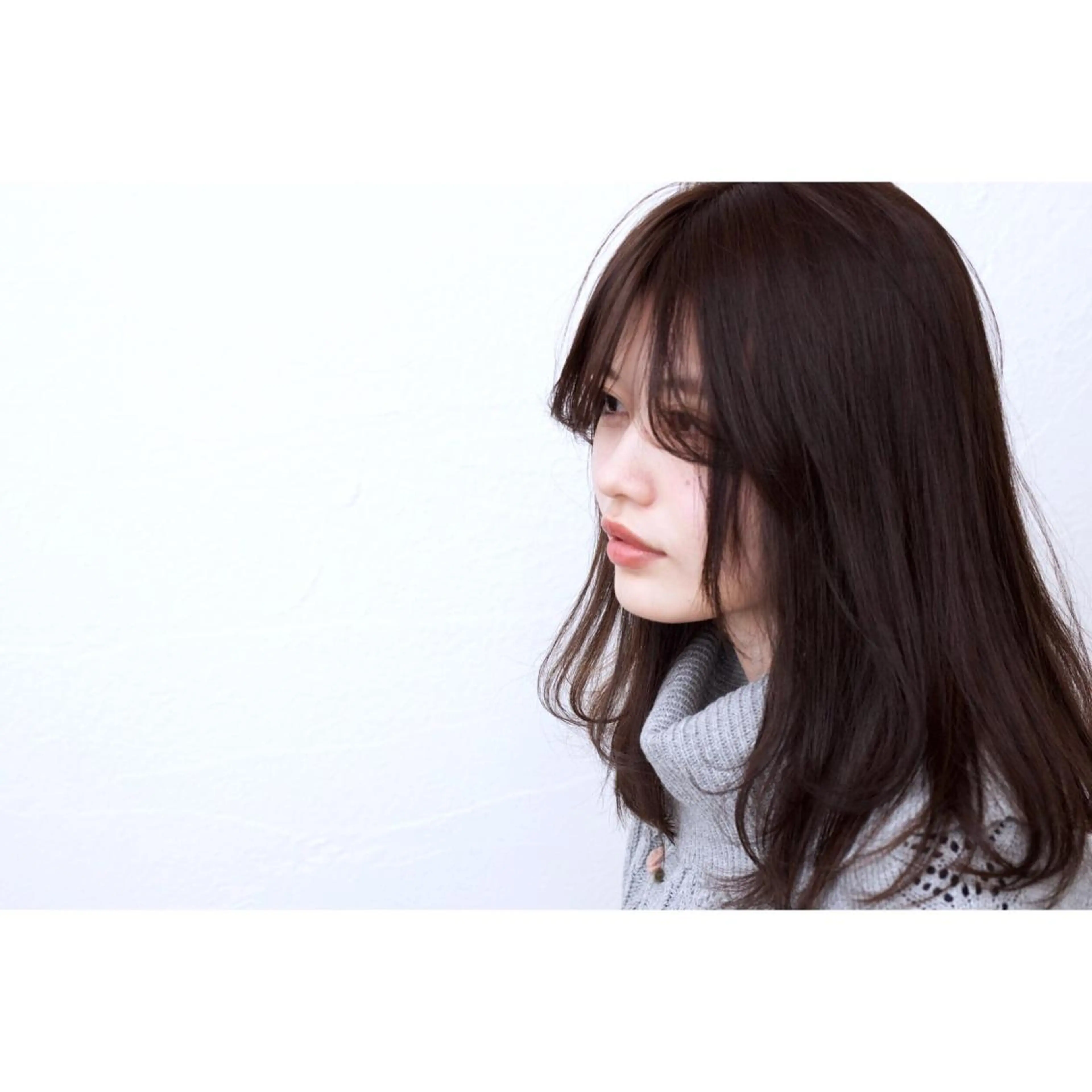 セミロング カラー カット ヘアカラー fio マナミのヘアスタイル