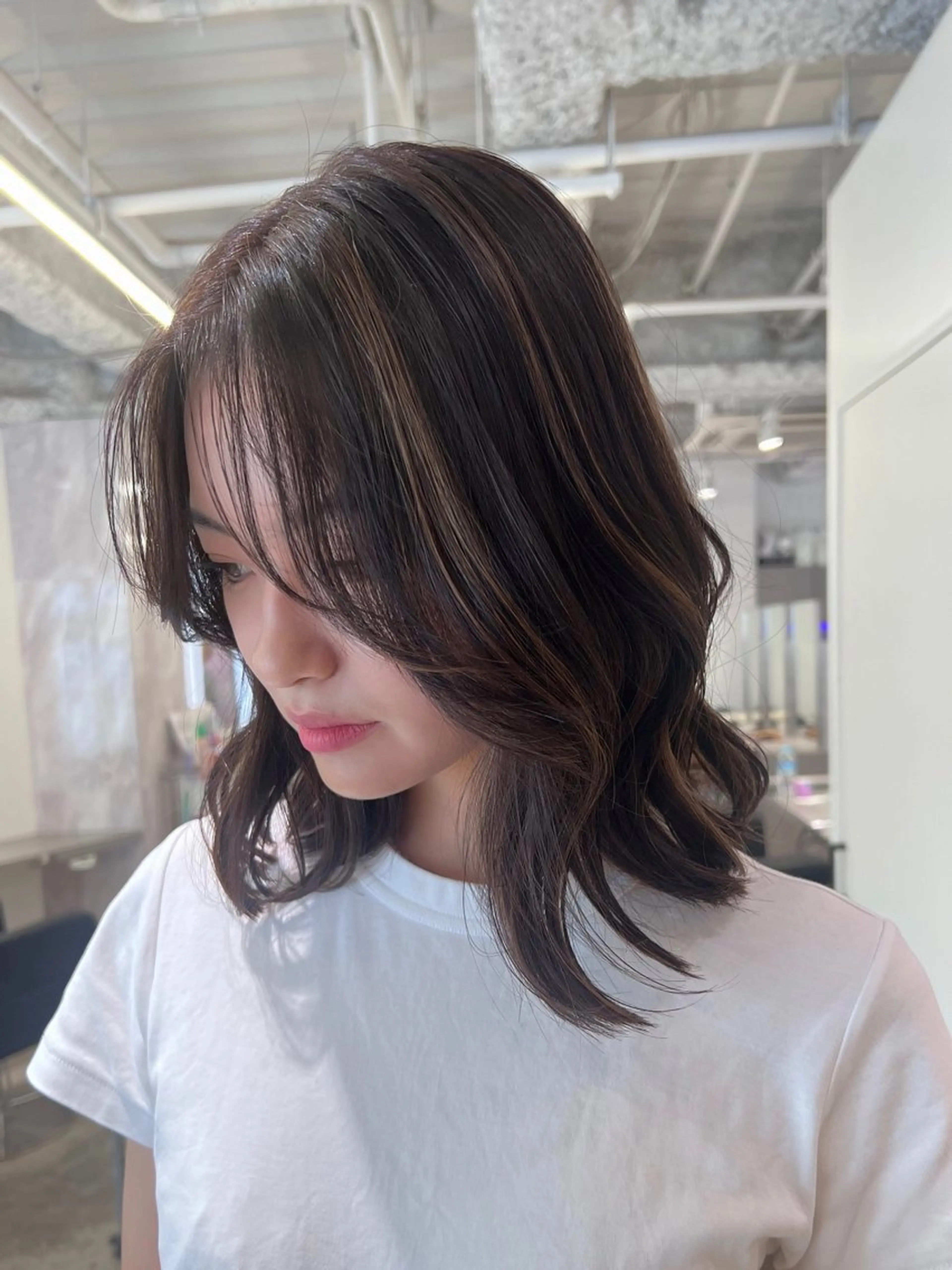 セミロング カラー ハイトーンカラー カット ヘアカラー トリートメント 艶ハイトーン‪‪🔆 ️️️安座間 希のヘアスタイル