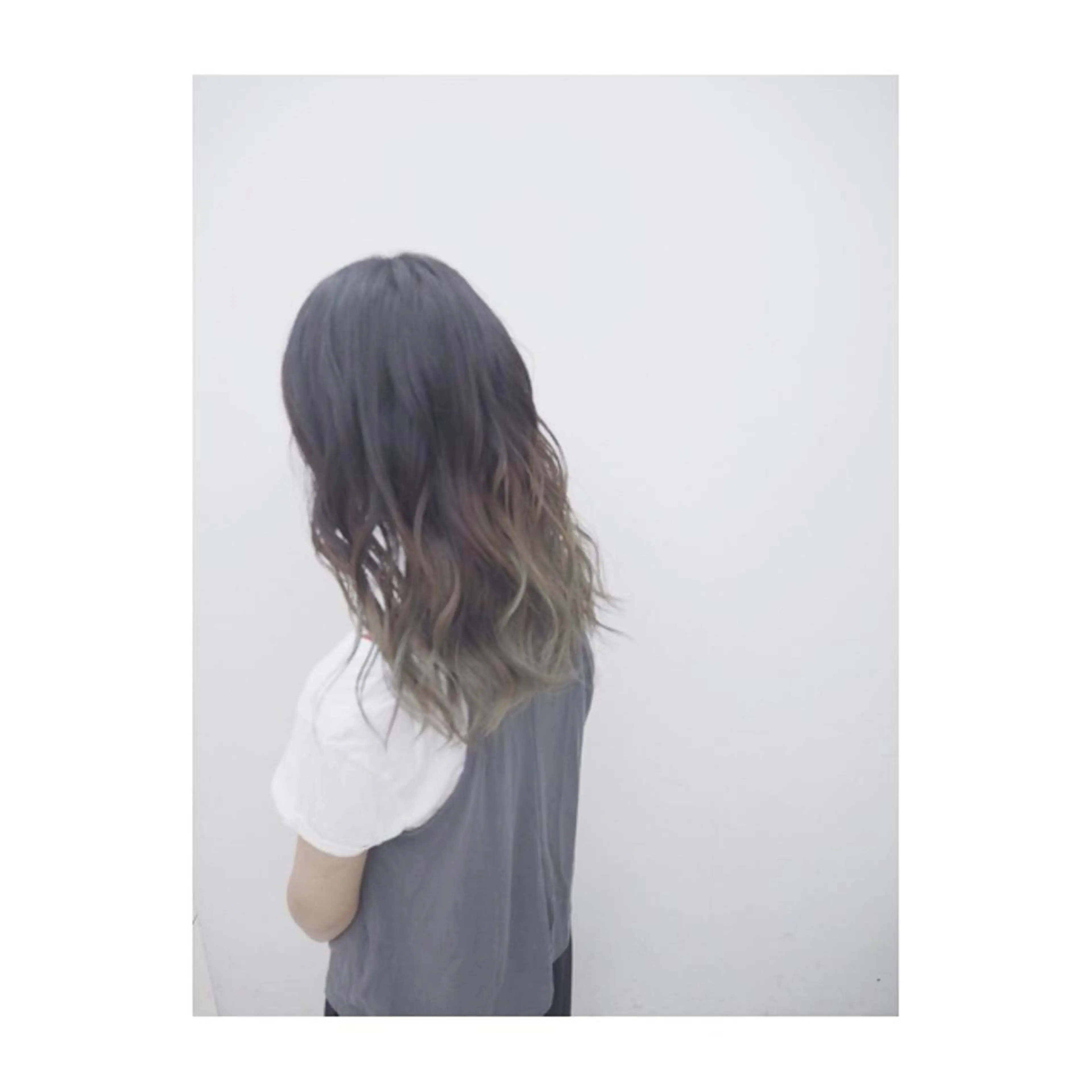 ミディアム カラー 永岡 鉄平のヘアスタイル