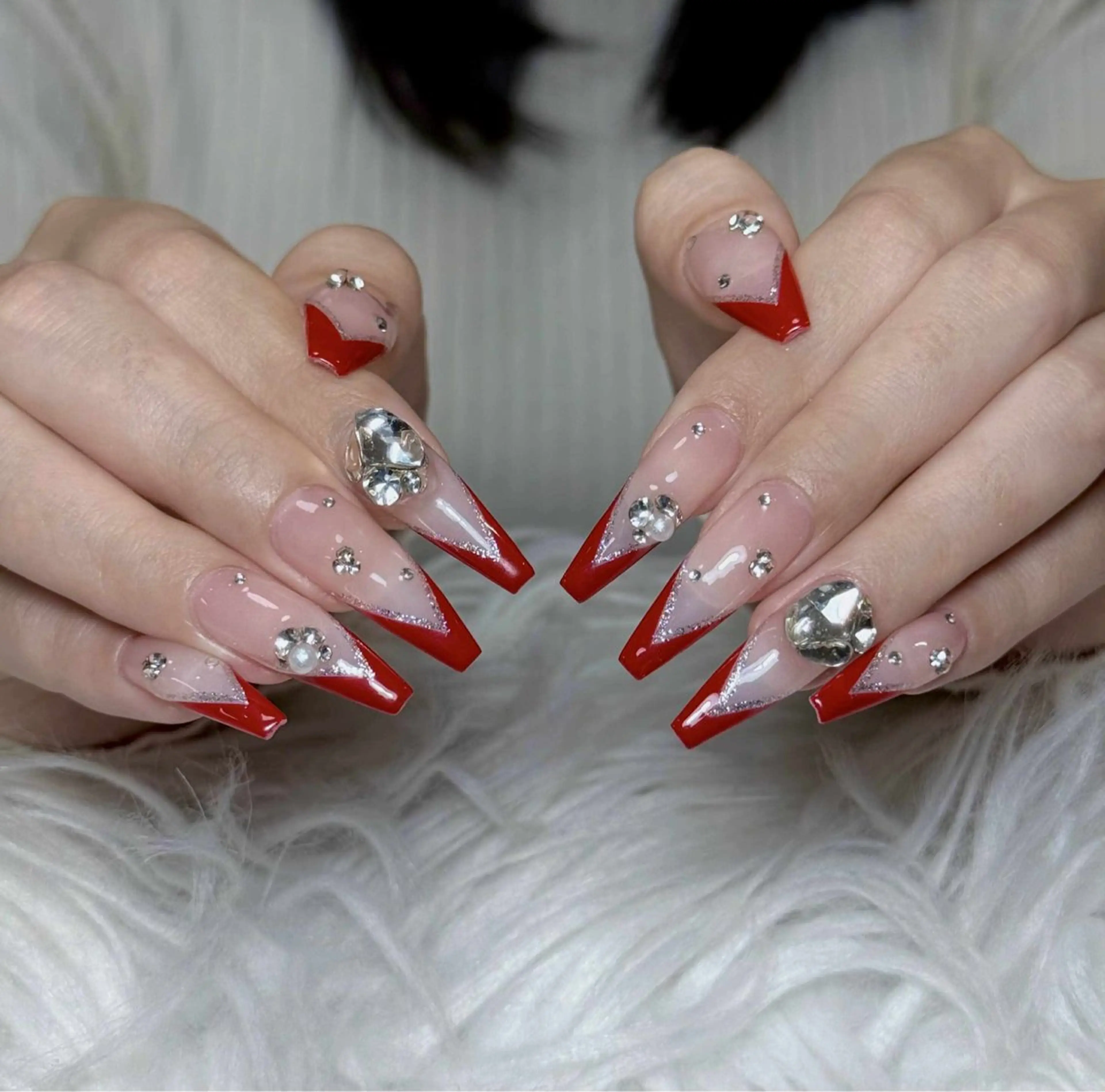 ネイル オーロラネイル ボルドー ブラウン 氷ネイル・うるうるネイル キラキラネイル ハンドネイル Julli NailStudioのネイルデザイン