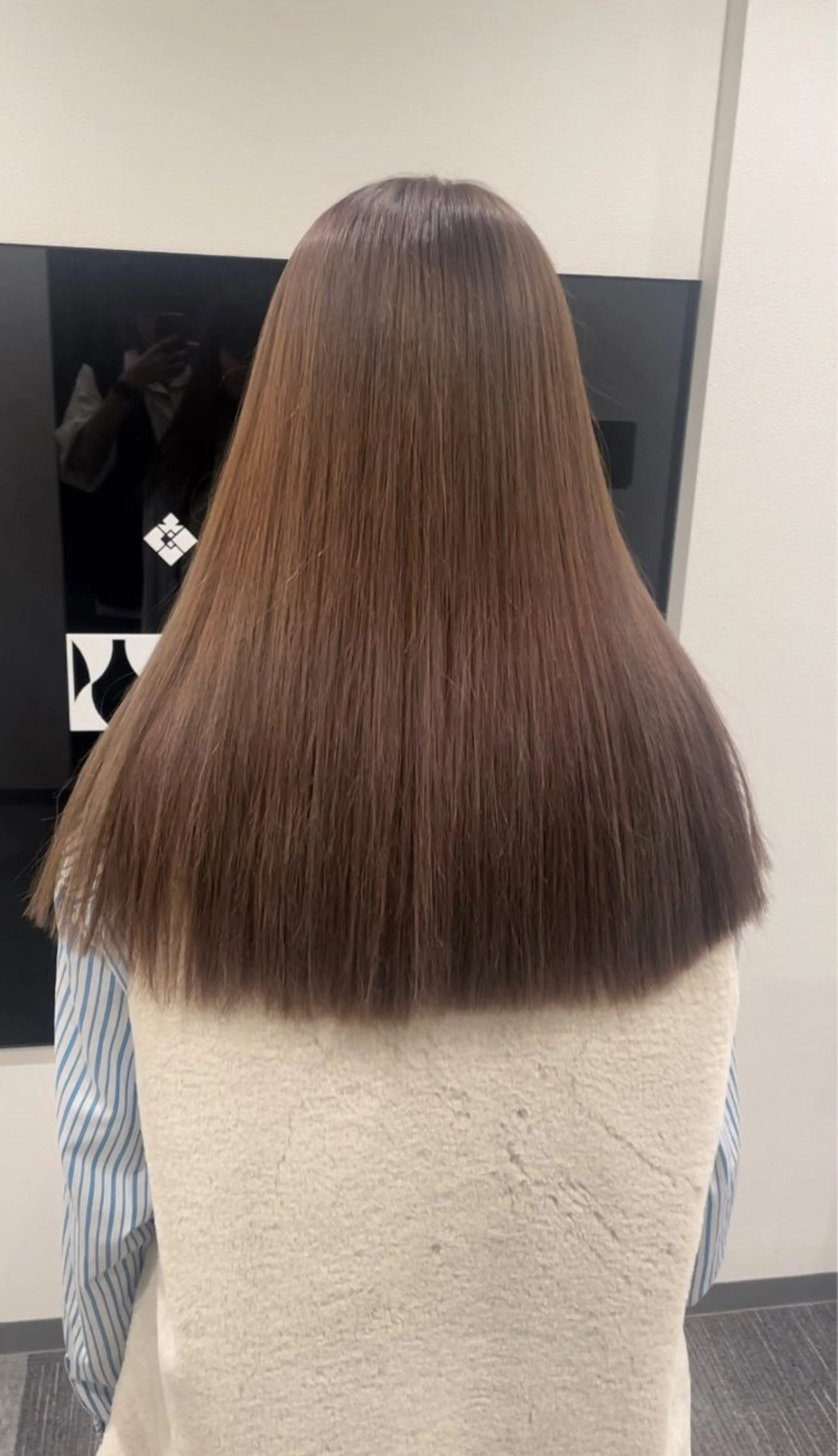 セミロング 韓国風スタイル 北田陸斗のヘアスタイル