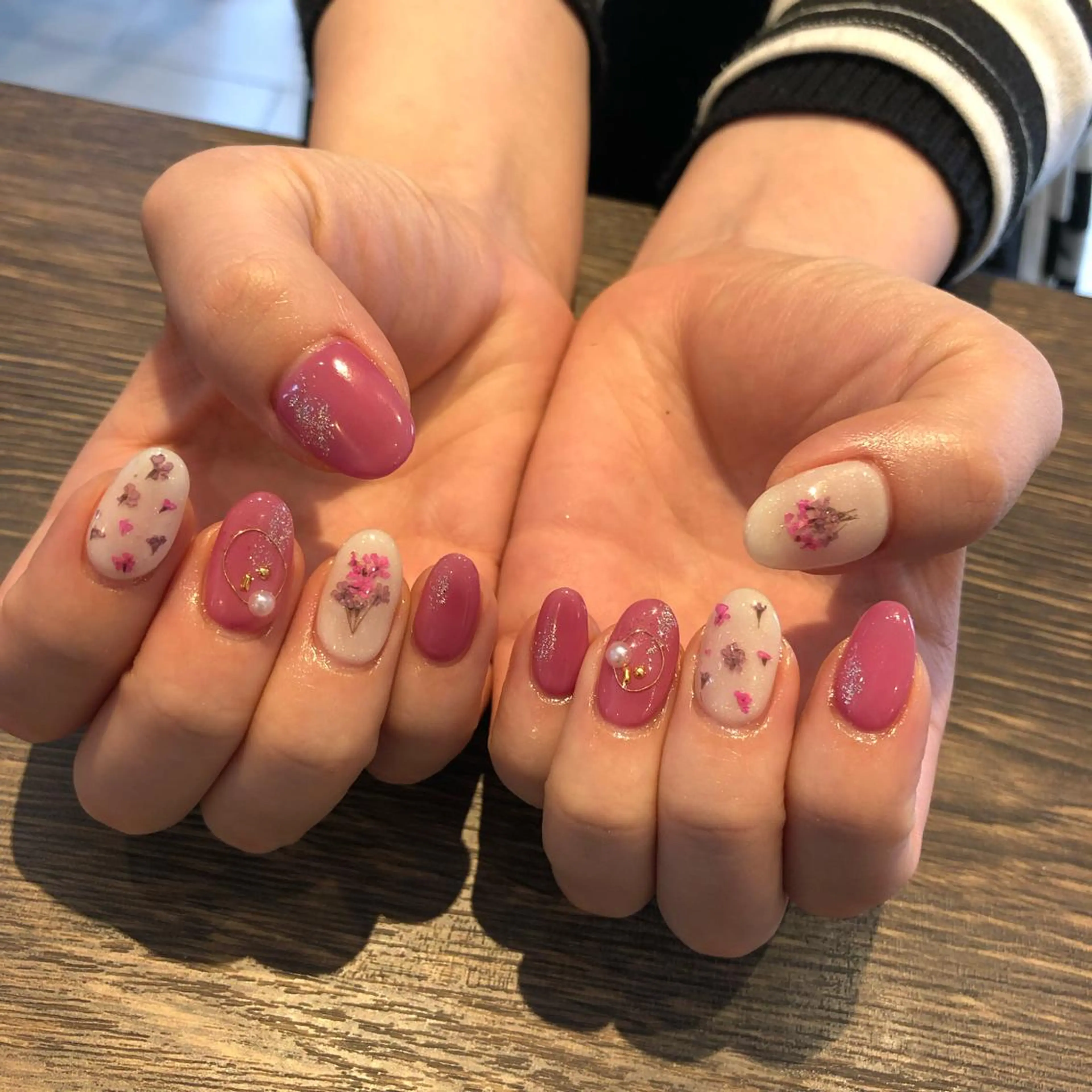 ネイル Risa　/ EARTH小山のネイルデザイン