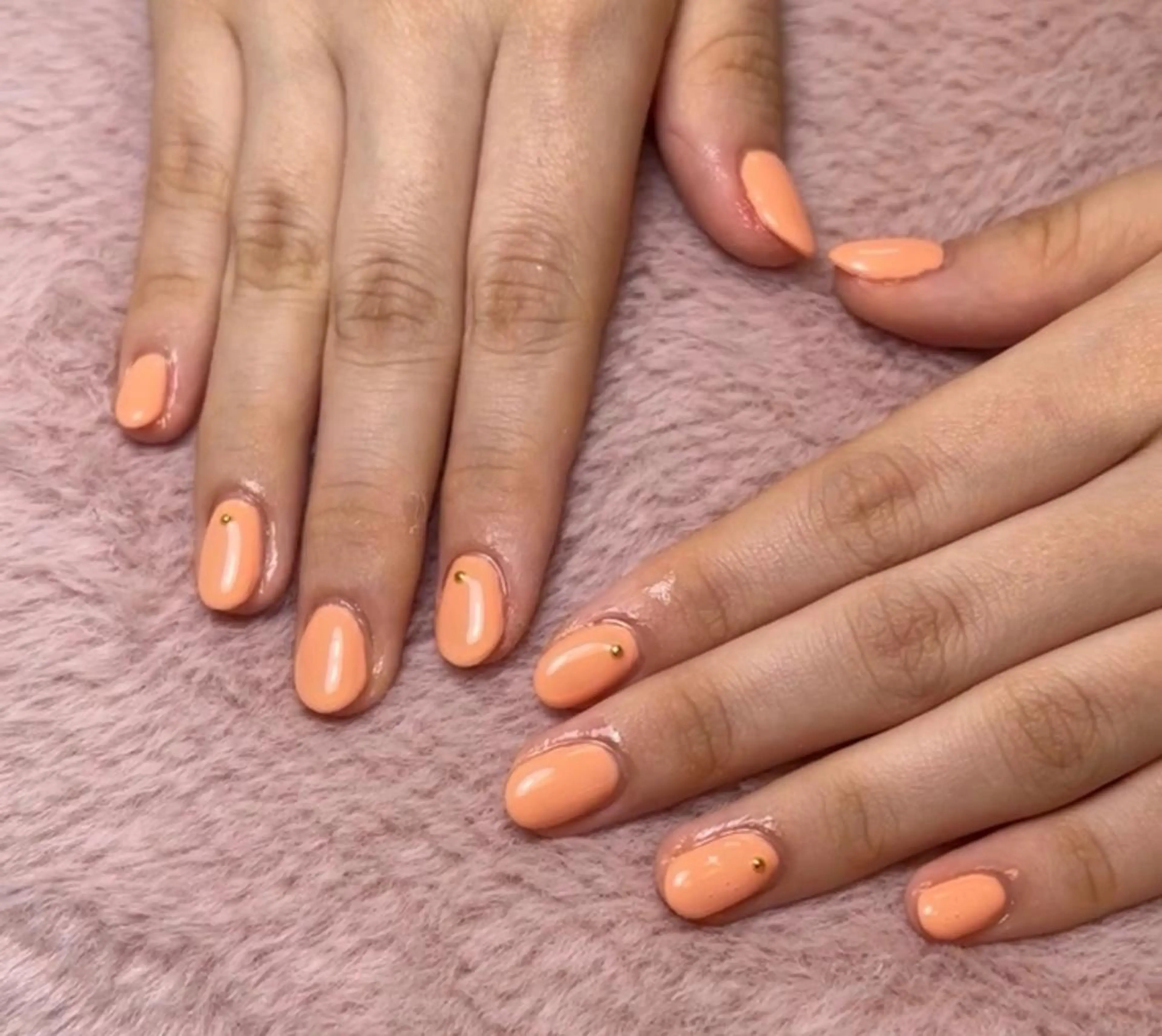 ネイル ワンカラーネイル ecru エクリュのネイルデザイン