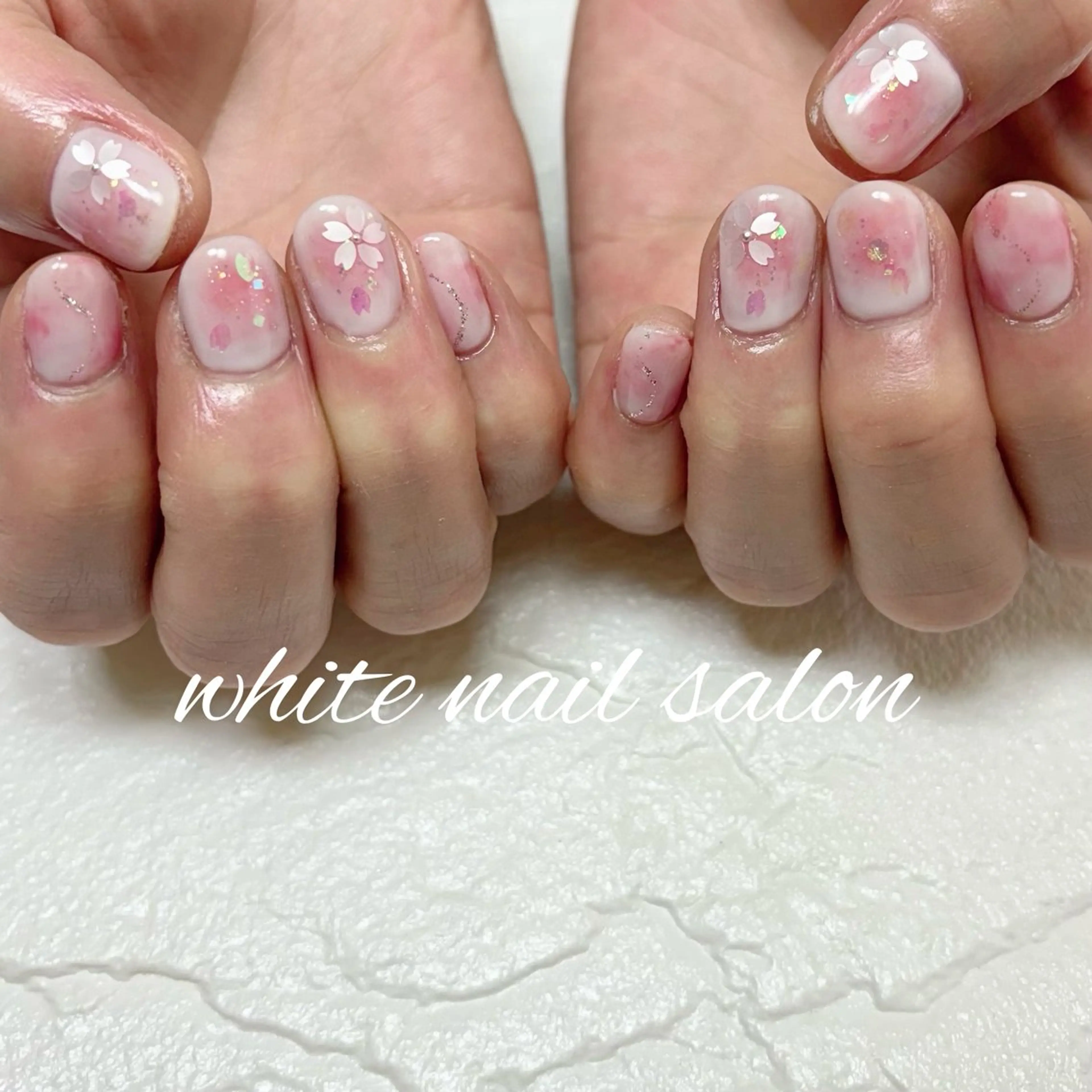 ネイル ホワイト ハンドネイル white nail salonのネイルデザイン