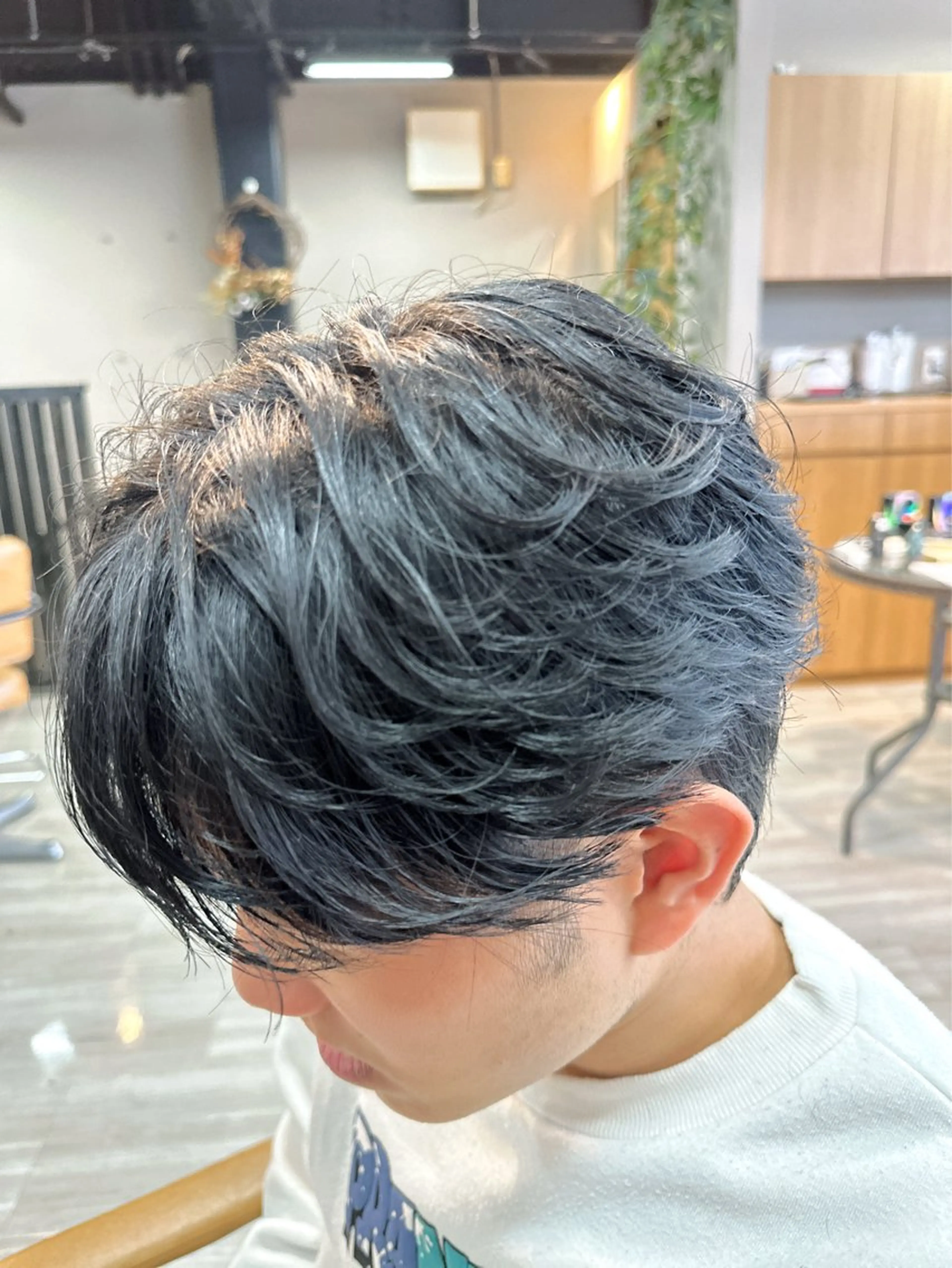 メンズ フェザーパーマ メンズパーマ arika オケシ　リョウダイのヘアスタイル