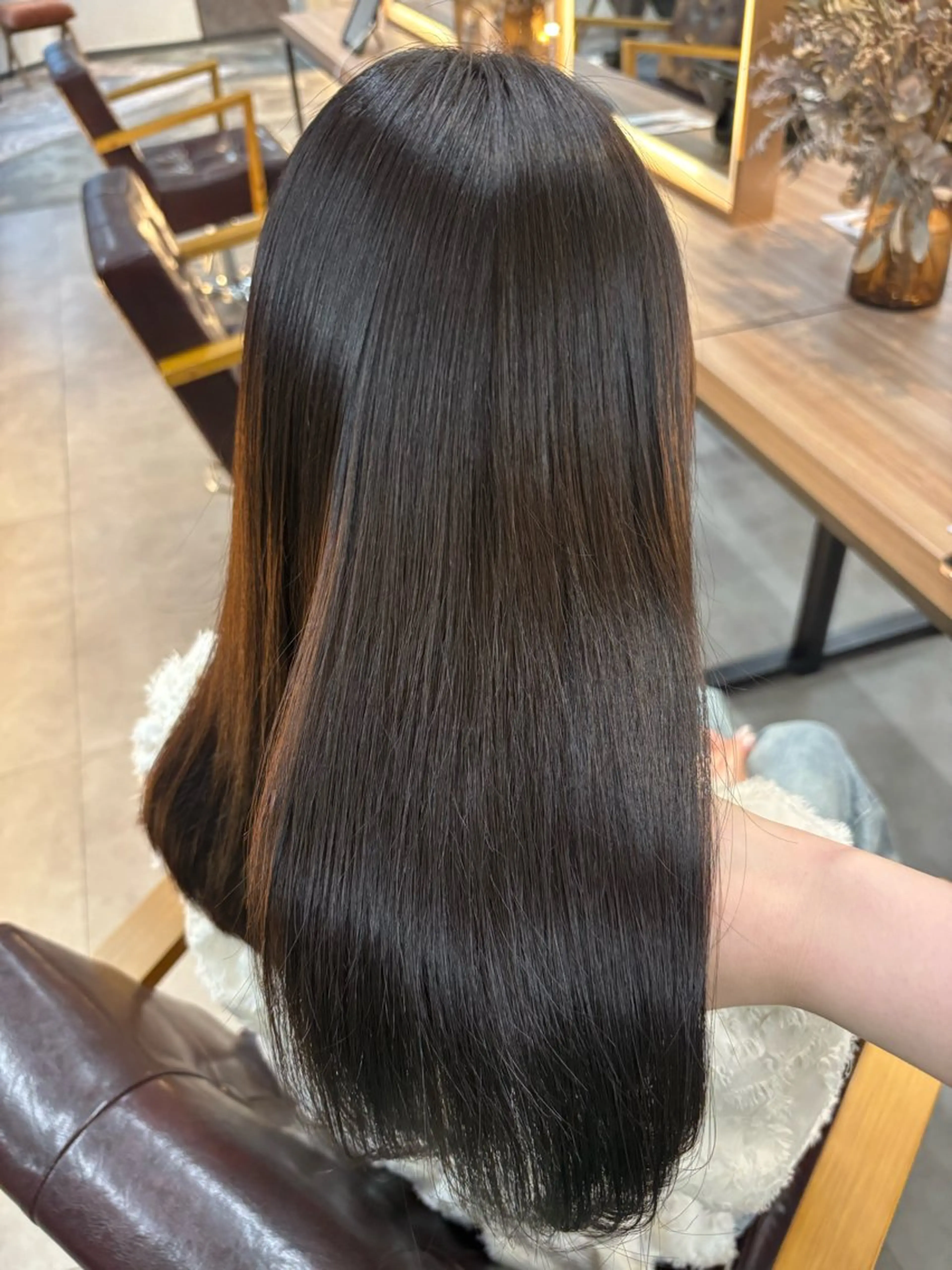 セミロング カラー カット ヘアカラー 縮毛矯正 レイヤー✂︎ぷつボブ 艶カラー🤍noaのヘアスタイル