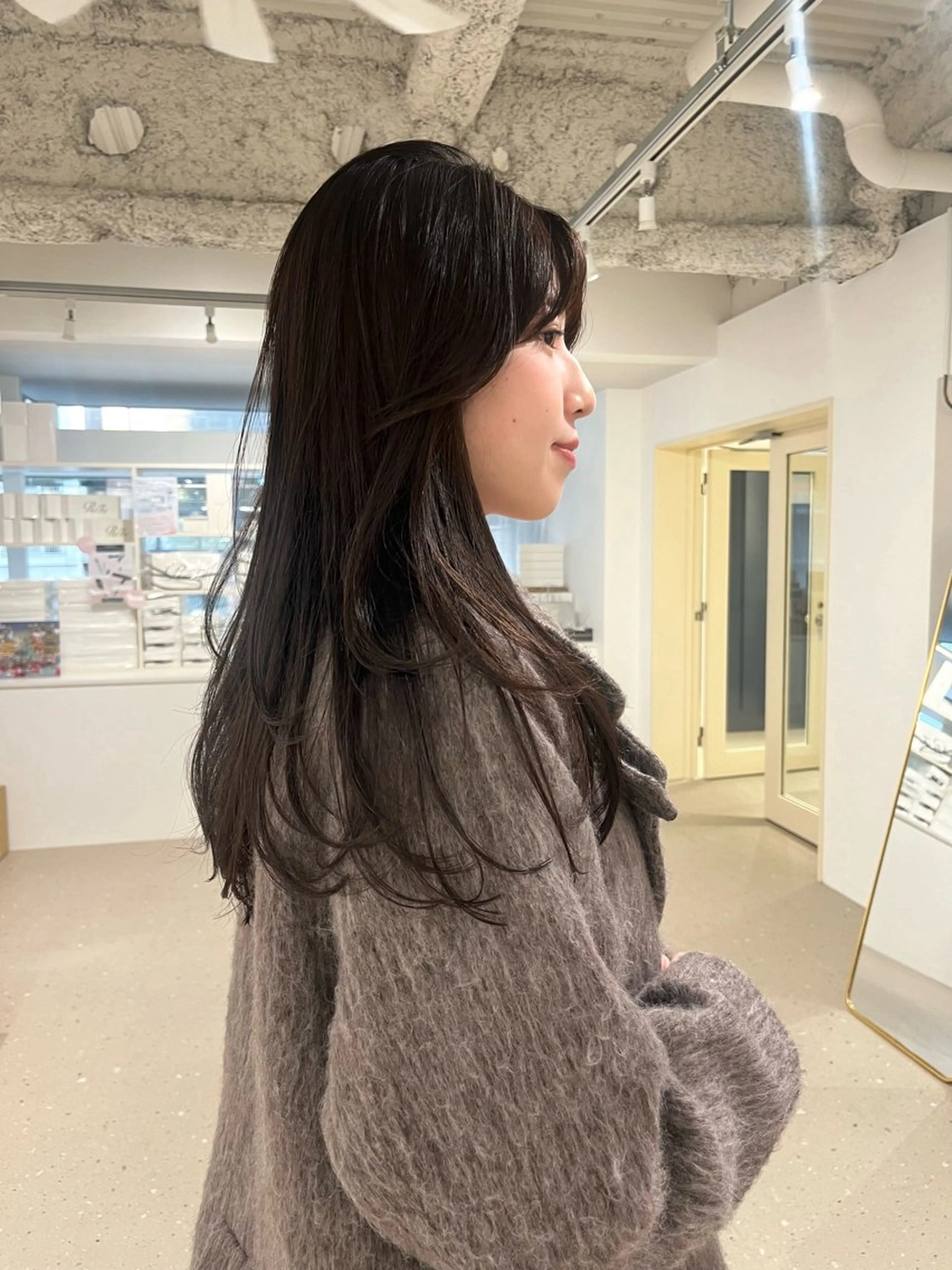 ロング レイヤーカット 箱崎 凪沙のヘアスタイル