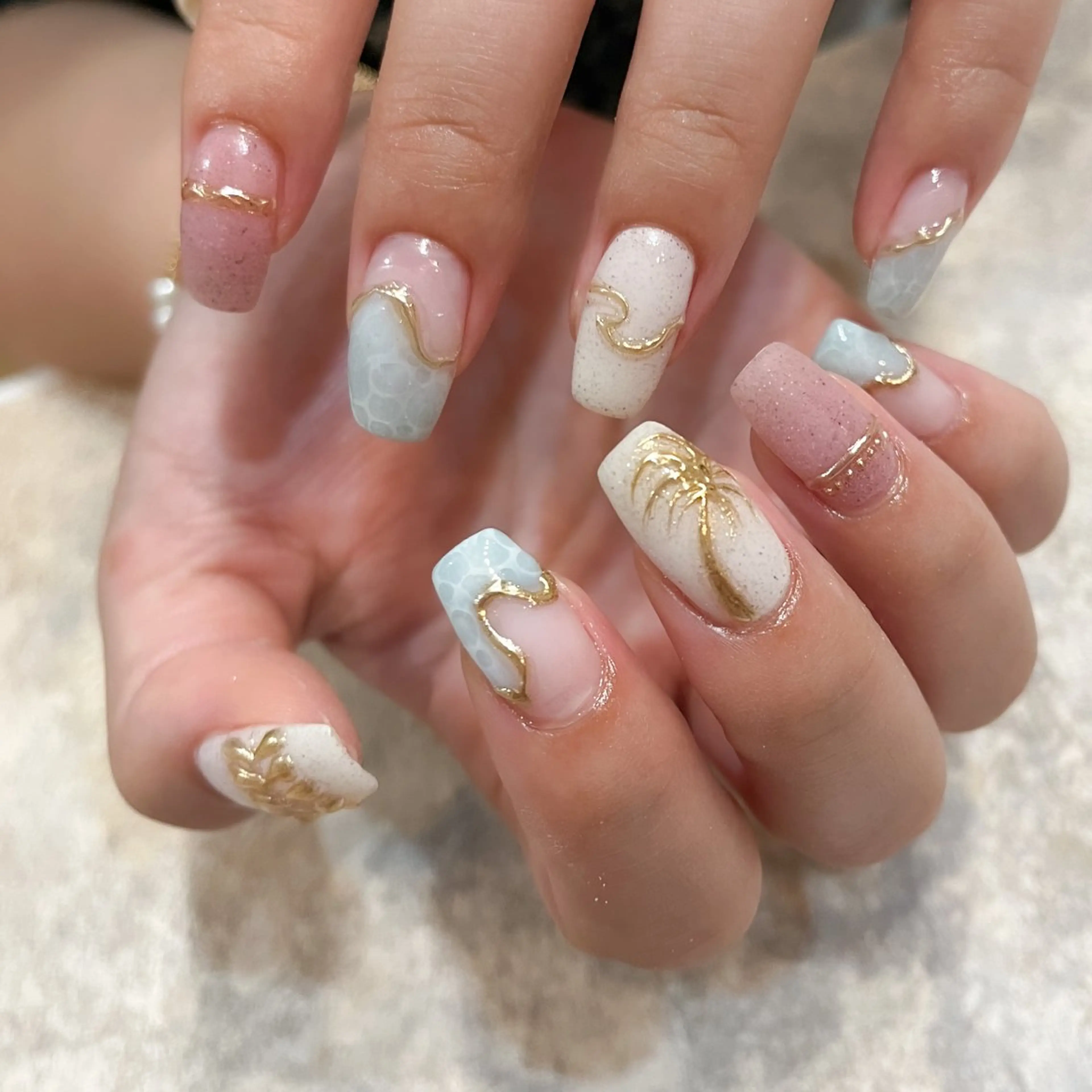 ネイル 黒沢 直子のネイルデザイン