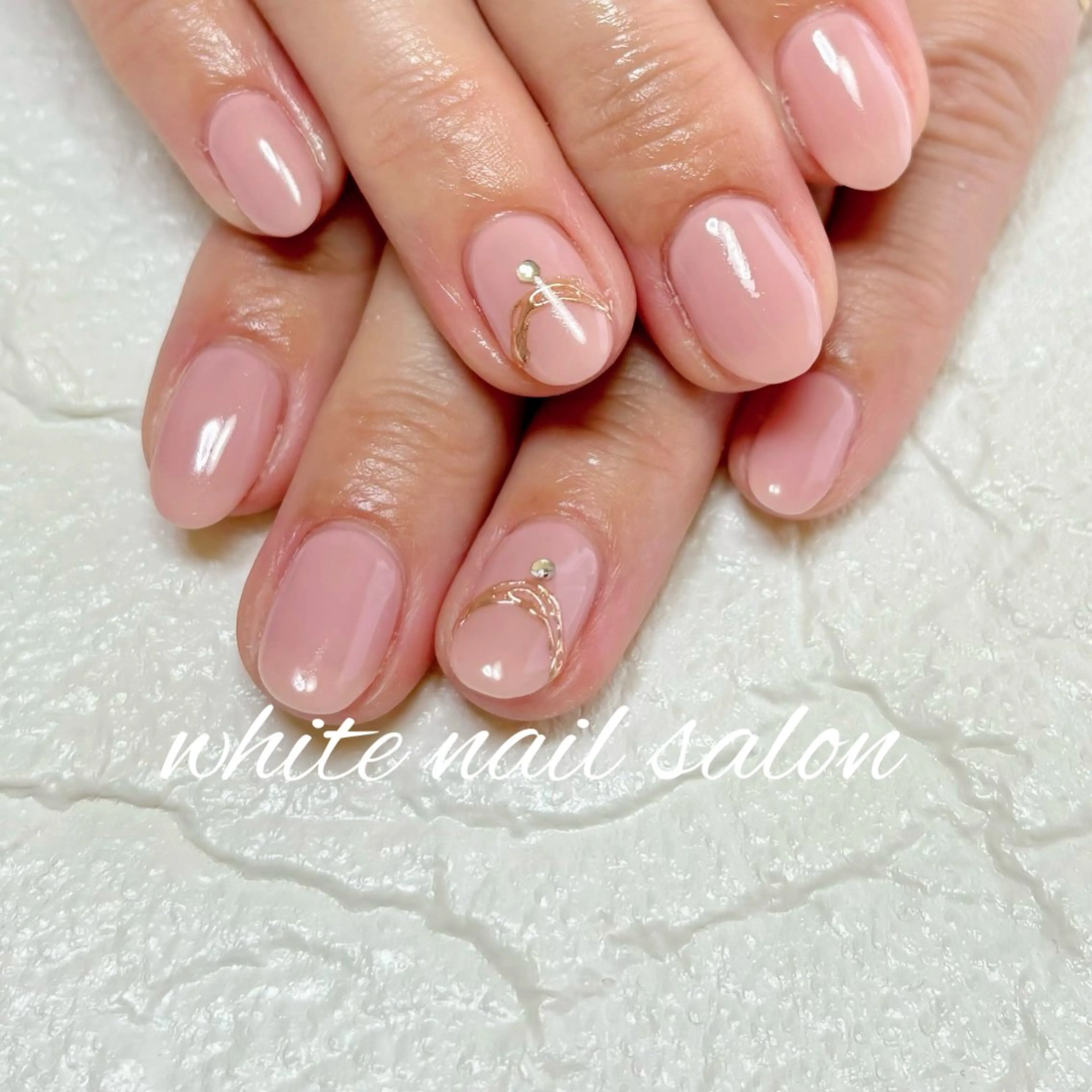 ネイル アートネイル ニュアンスネイル シンプルネイル ホワイト white nail salonのネイルデザイン