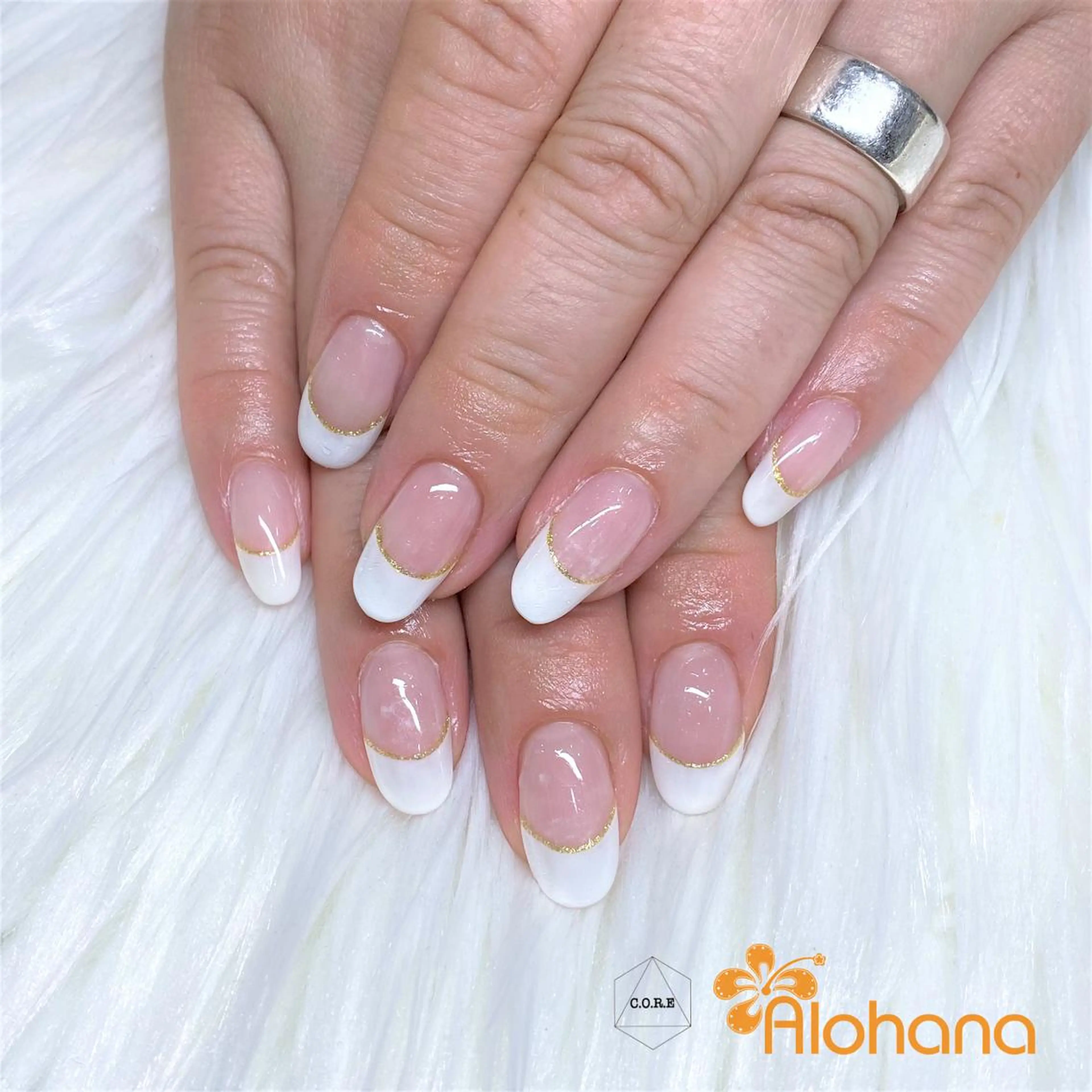 ネイル フレンチネイル Alohana Minaのネイルデザイン