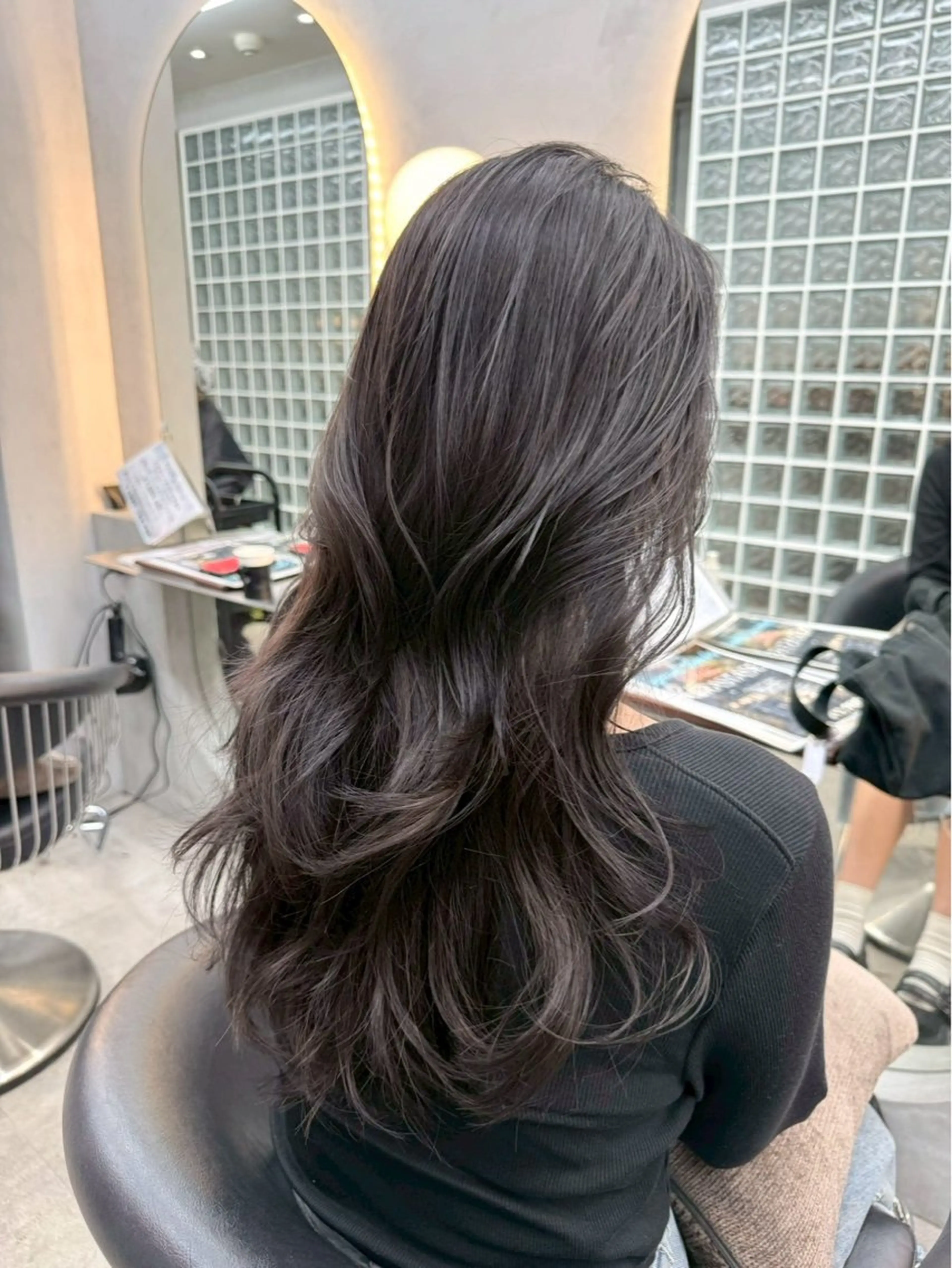 ロング ヘアカラー トリートメント 岡野 幸輝のヘアスタイル