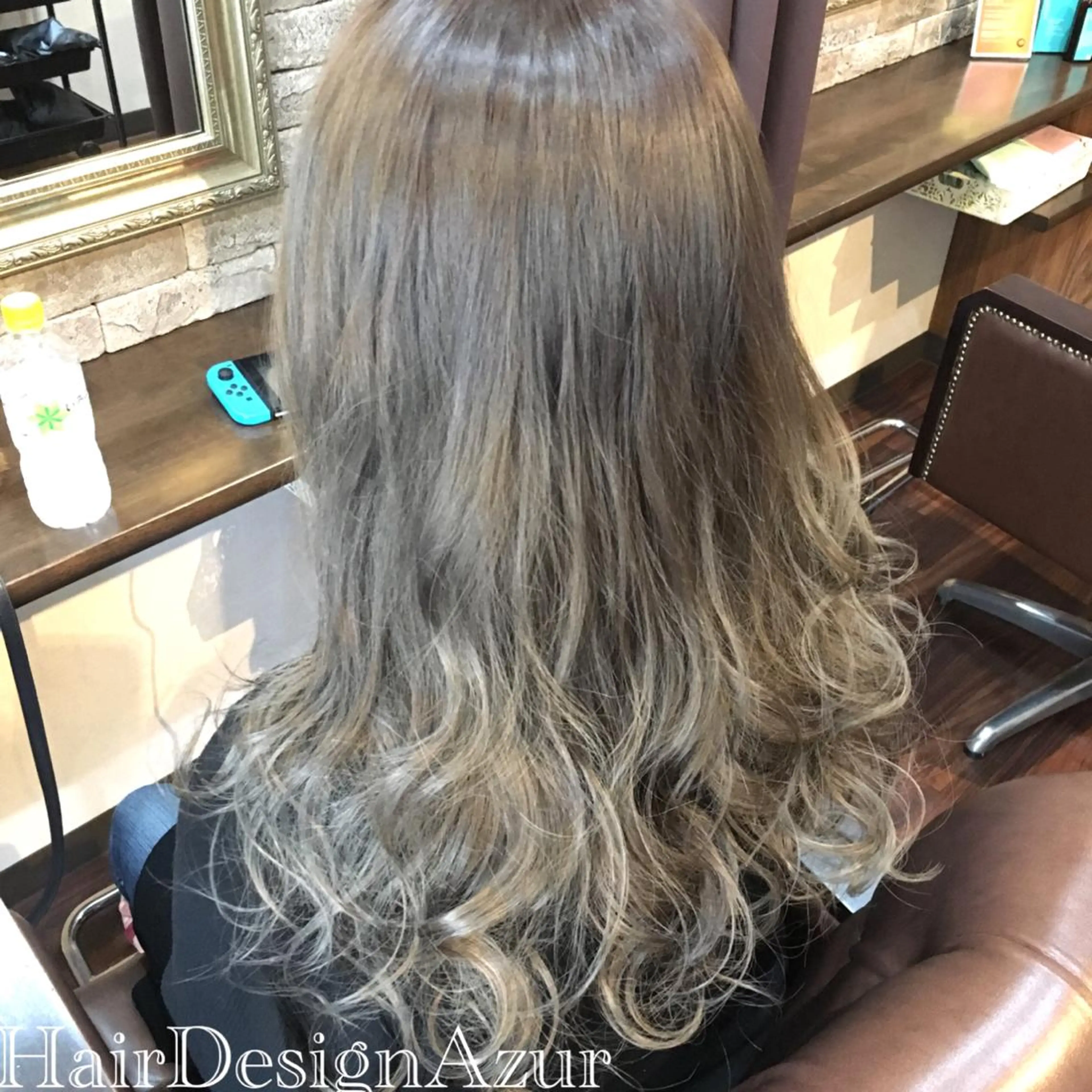 ロング カラー HairDesign Azurのヘアスタイル