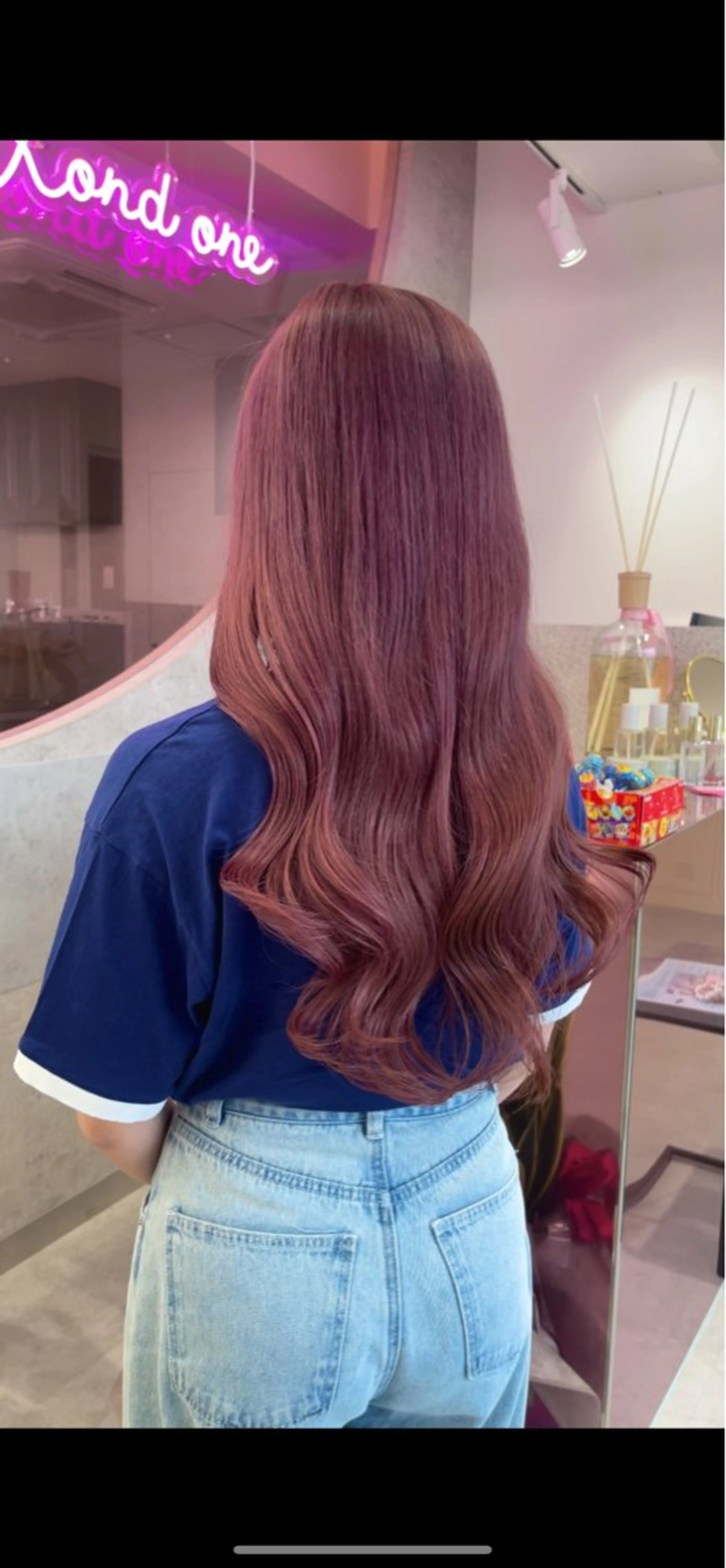 セミロング 水原　悠吾 ELISS　ブリーチのヘアスタイル