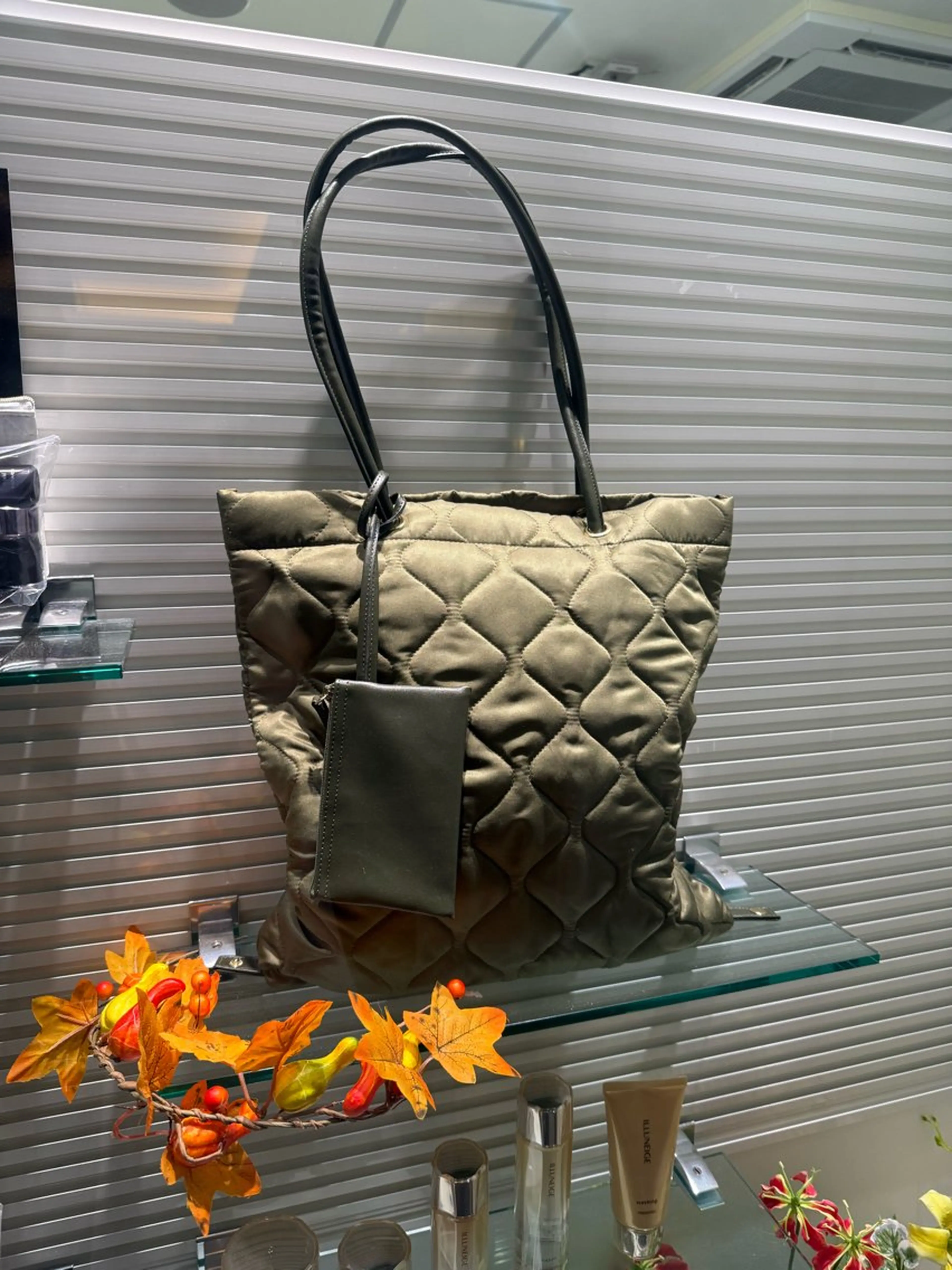 メナード丸の内ヒルズ 柳田りさのエステ・リラクイメージ