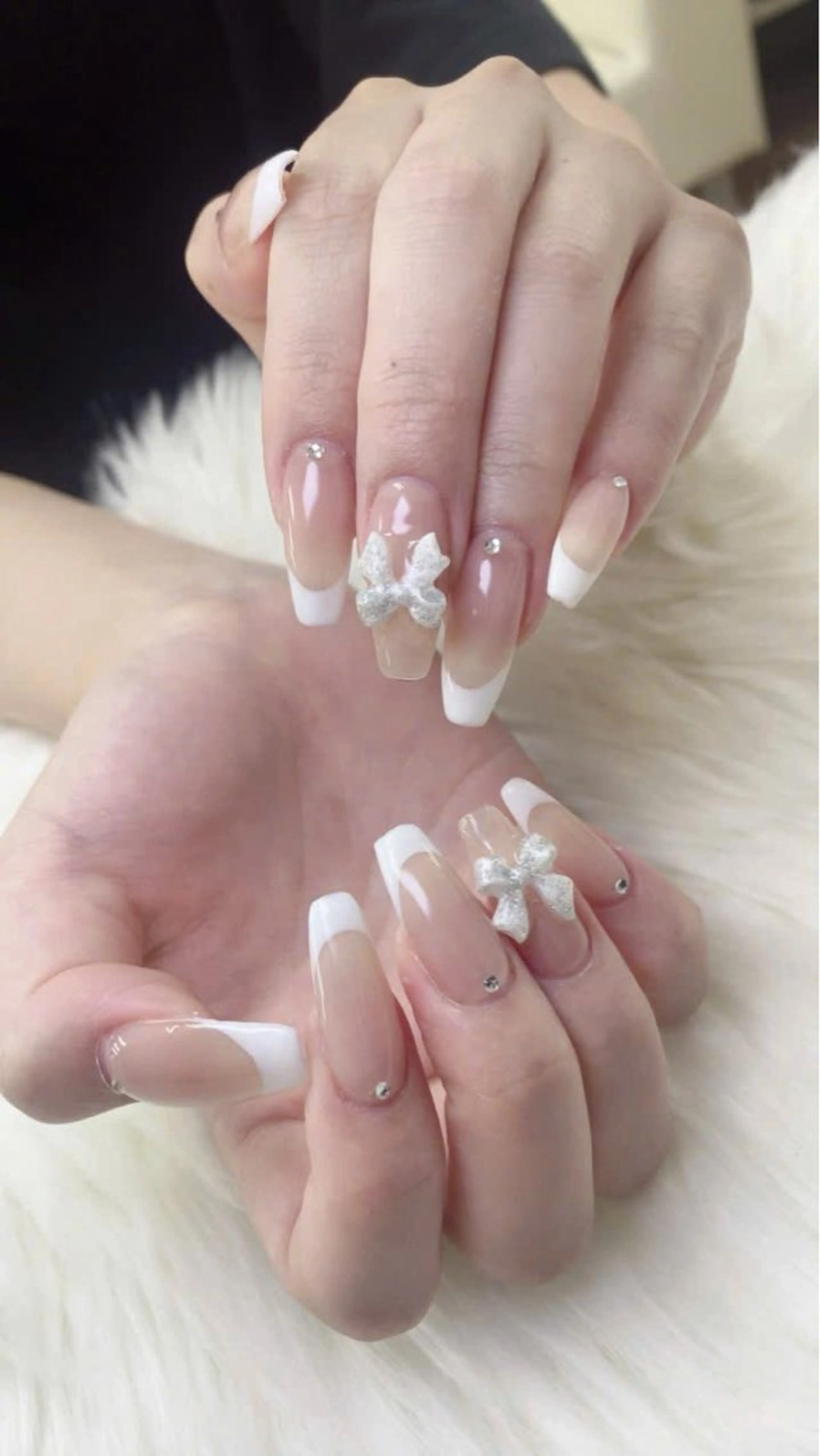 ネイル フットネイル フレンチネイル 韓国ネイル マグネットネイル ニュアンスネイル ハンドネイル ハンドケア Hara Nail 【パラジェル使用】のネイルデザイン