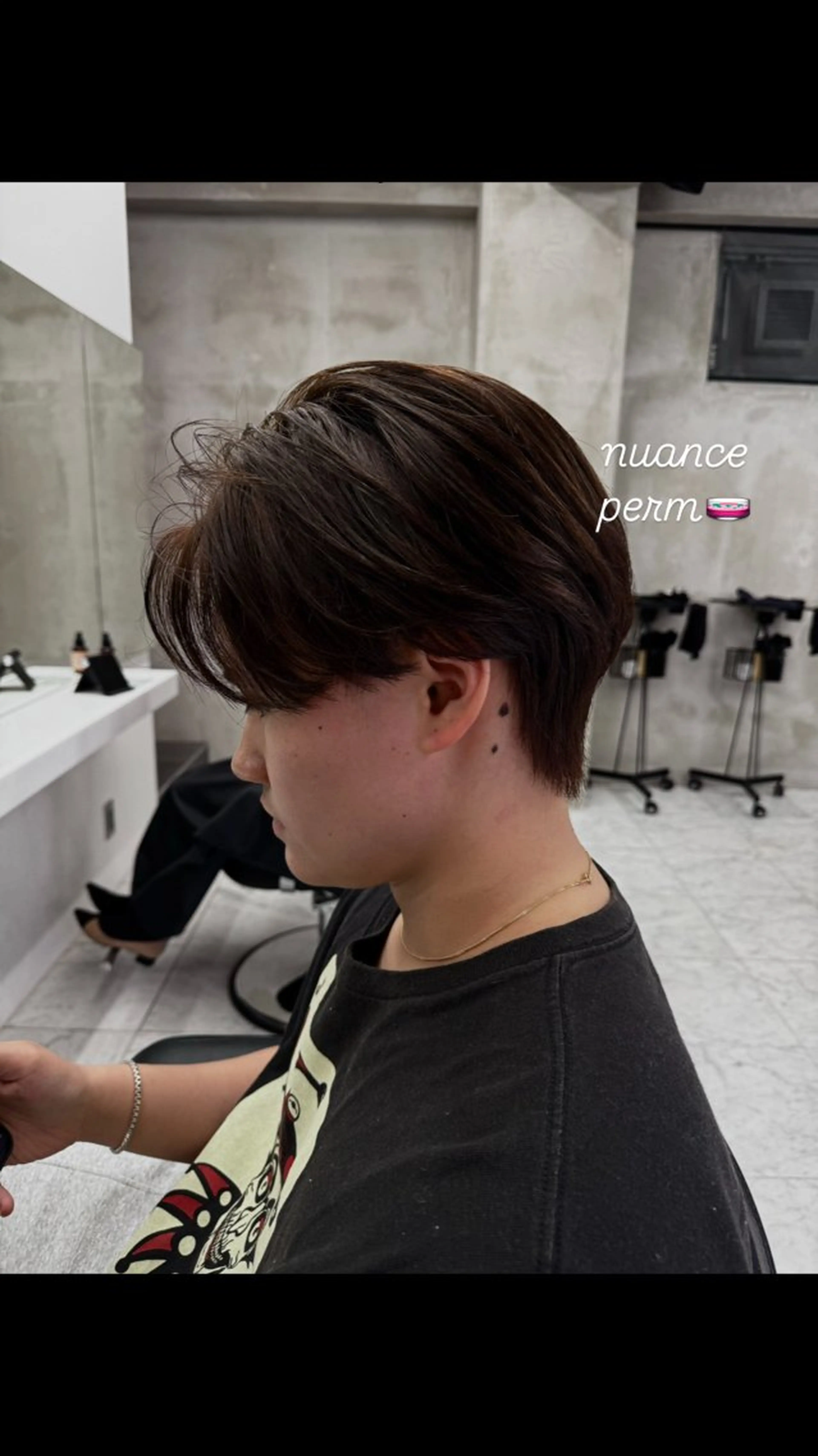 ショート パーマ メンズ レイヤーカット 🫒natsuのヘアスタイル