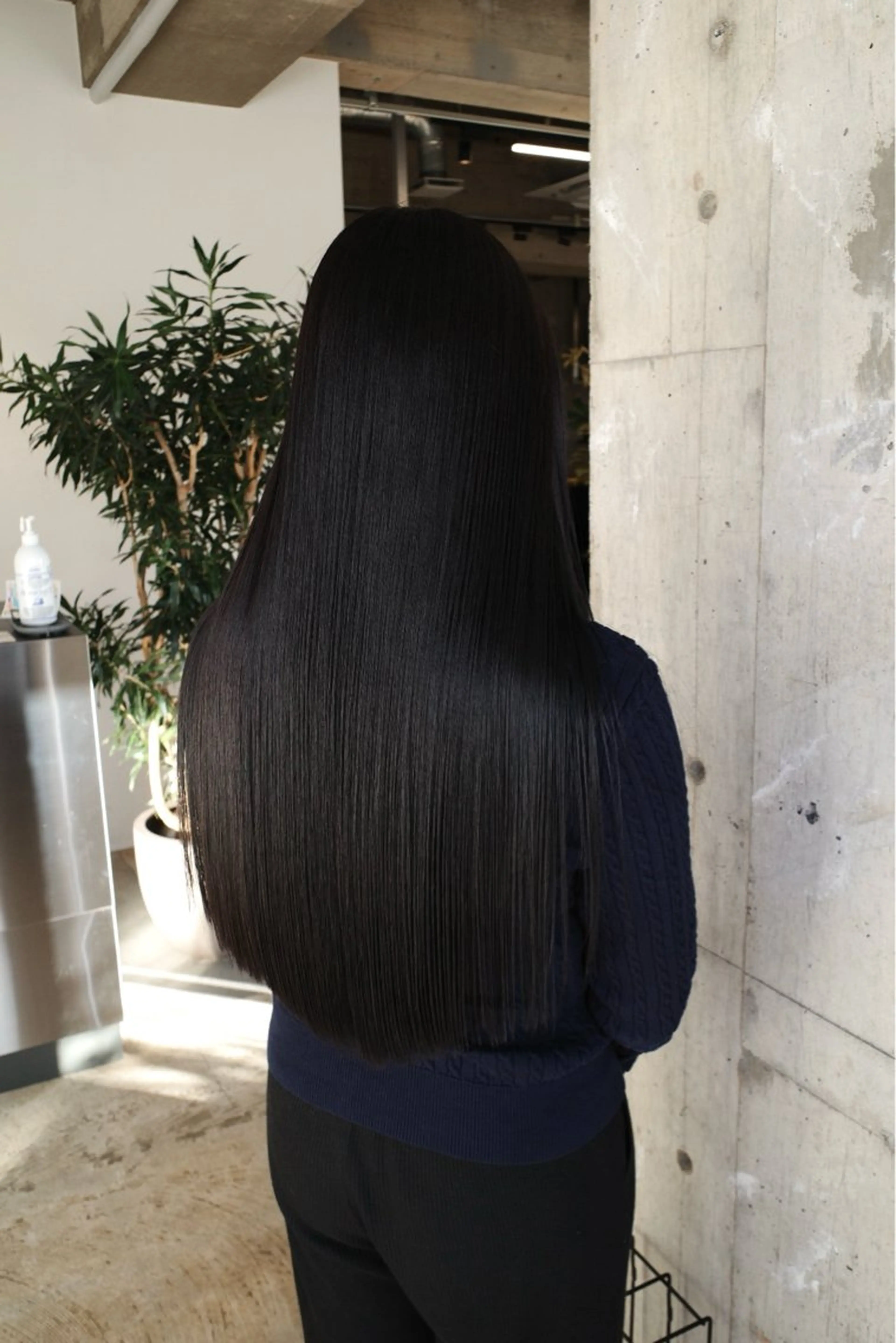 ロング カラー 黒髪 piilo. サダのヘアスタイル