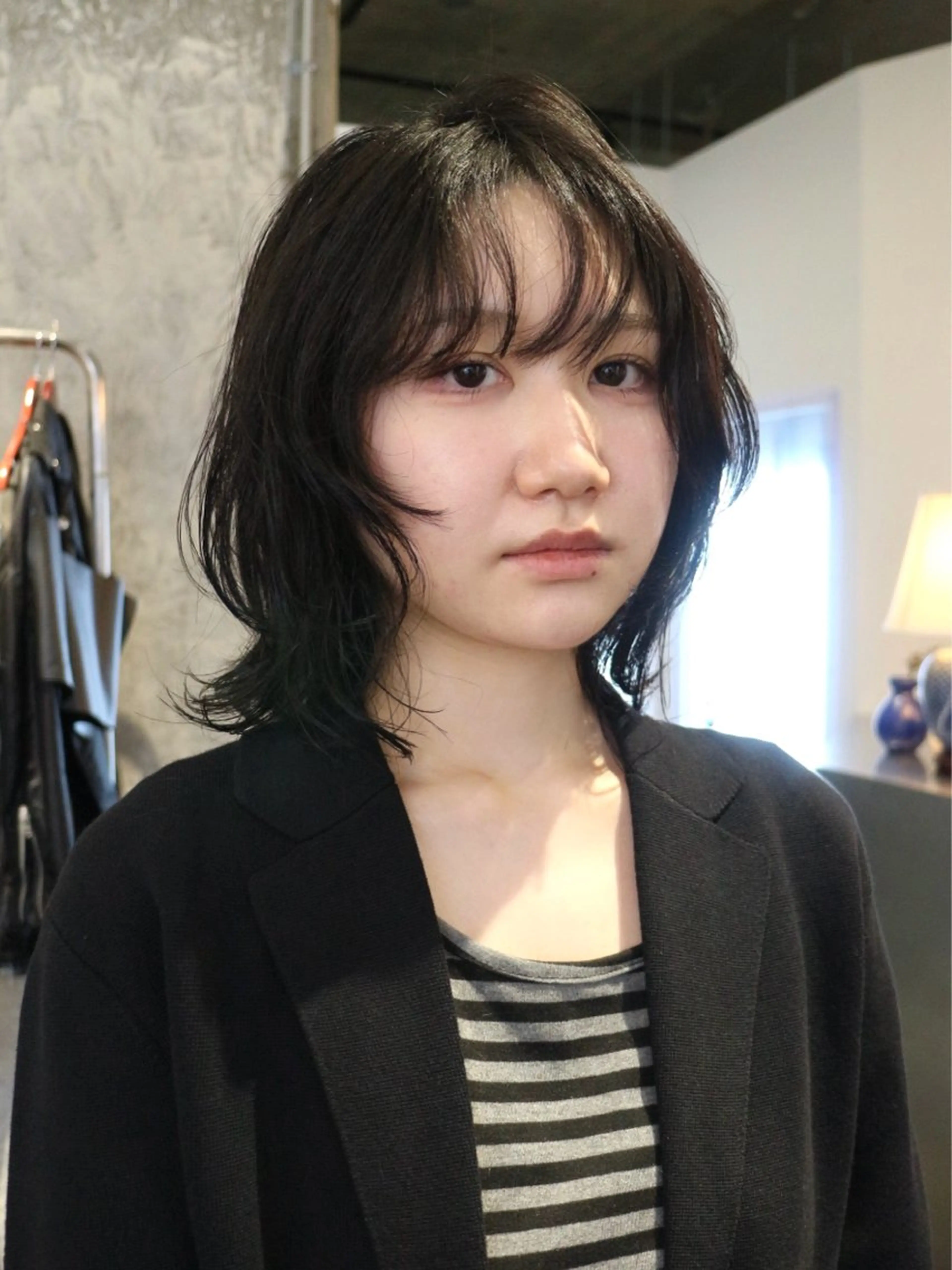 ミディアム パーマ ミディアムパーマ レイヤーカット デジタルパーマ 奥村 珠実のヘアスタイル