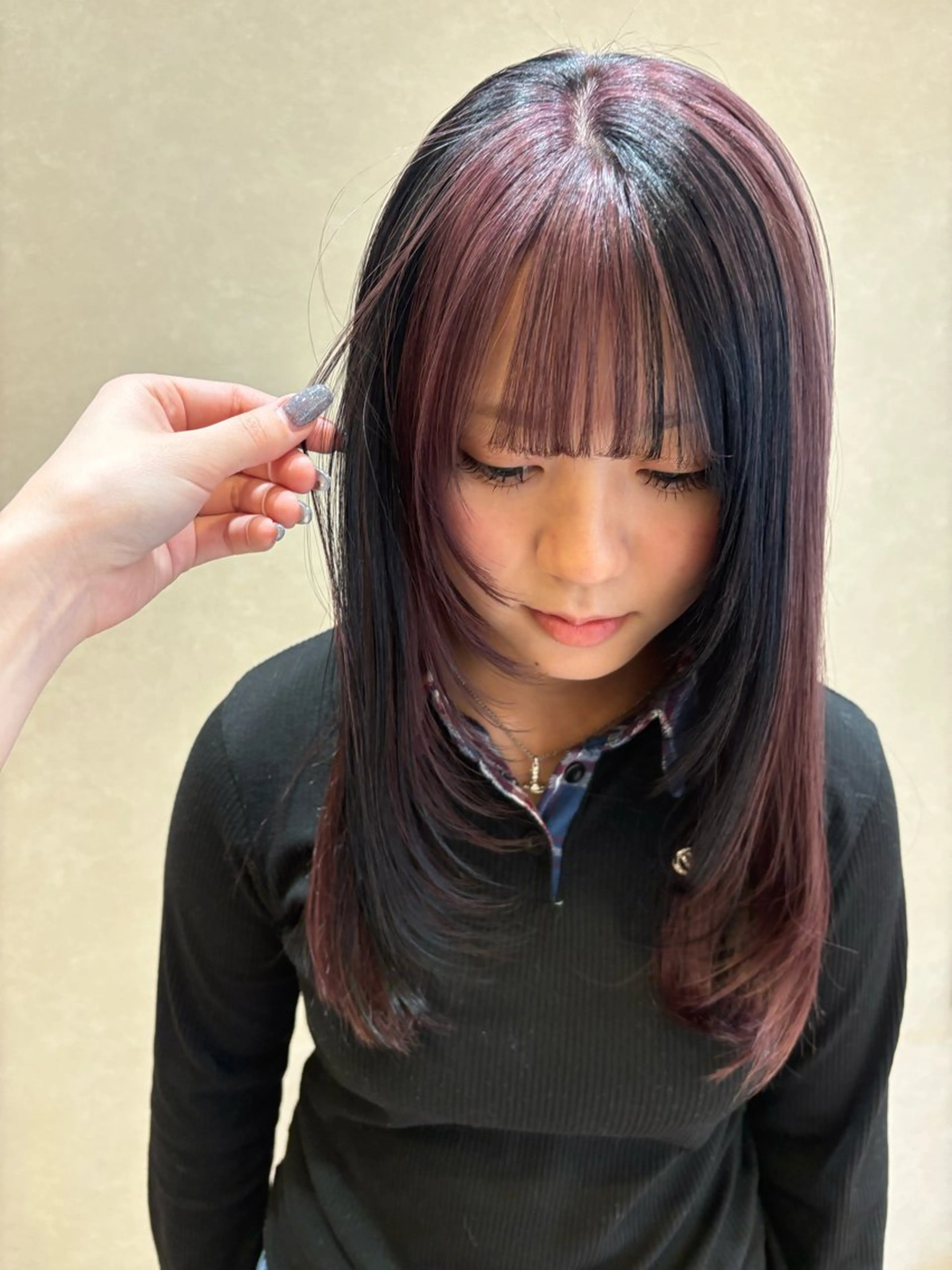 ロング カット ヘアカラー 💿 kanna💿のヘアスタイル