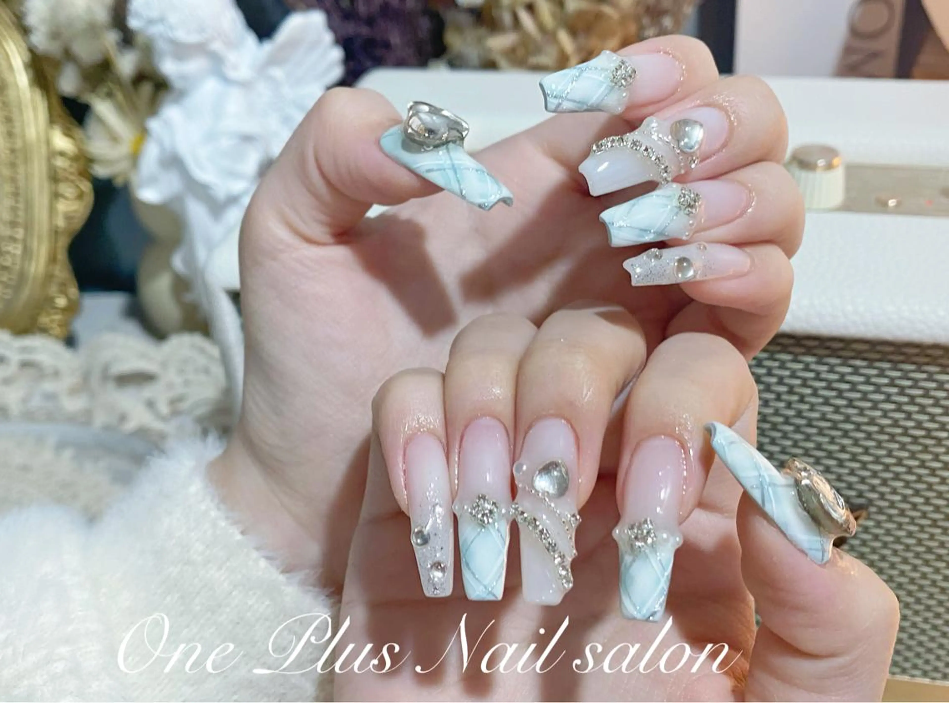 ネイル One Plus Nail Salonのネイルデザイン
