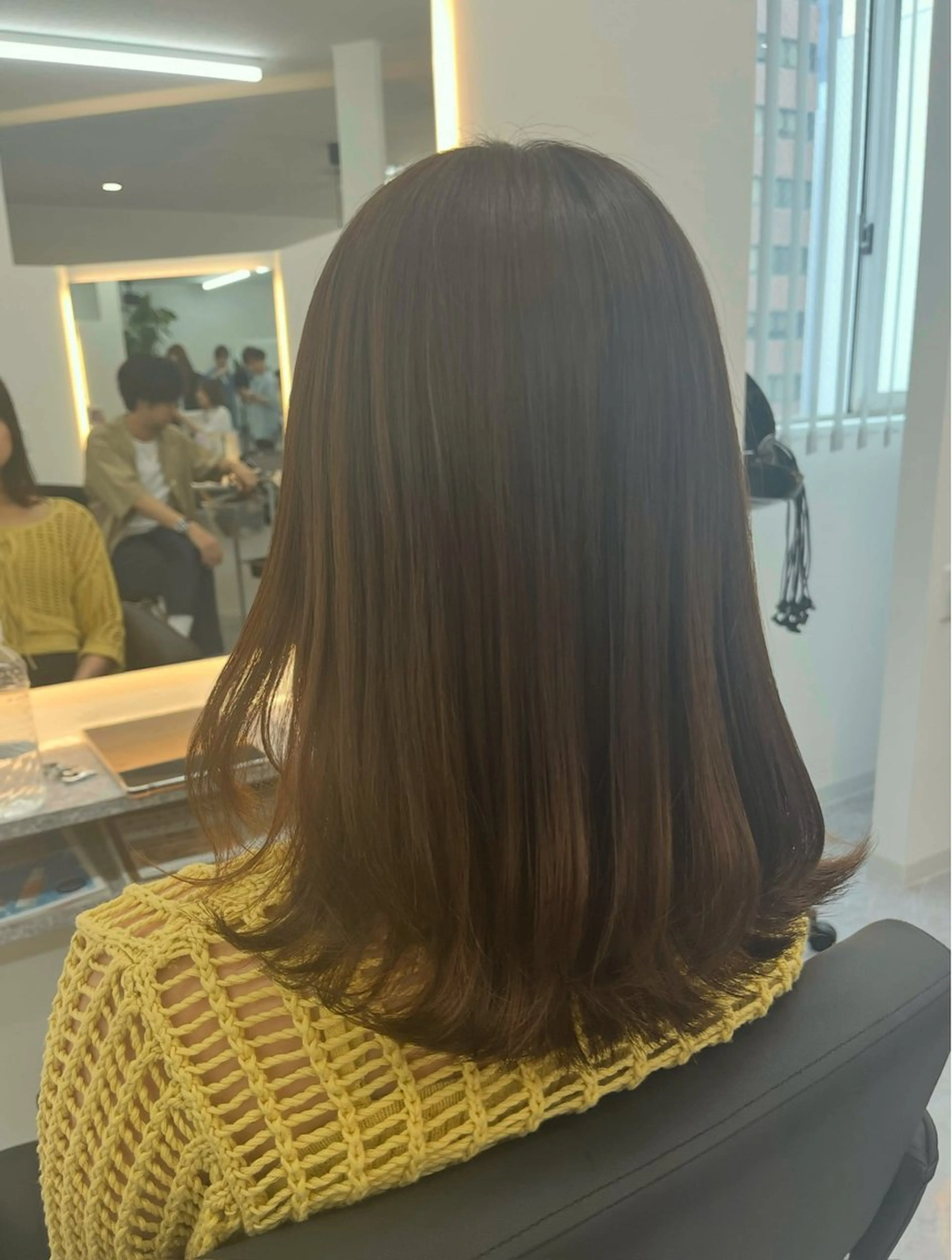 ミディアム 外ハネヘア 骨格/顔型/パーソナ ルカラー診断/中野のヘアスタイル