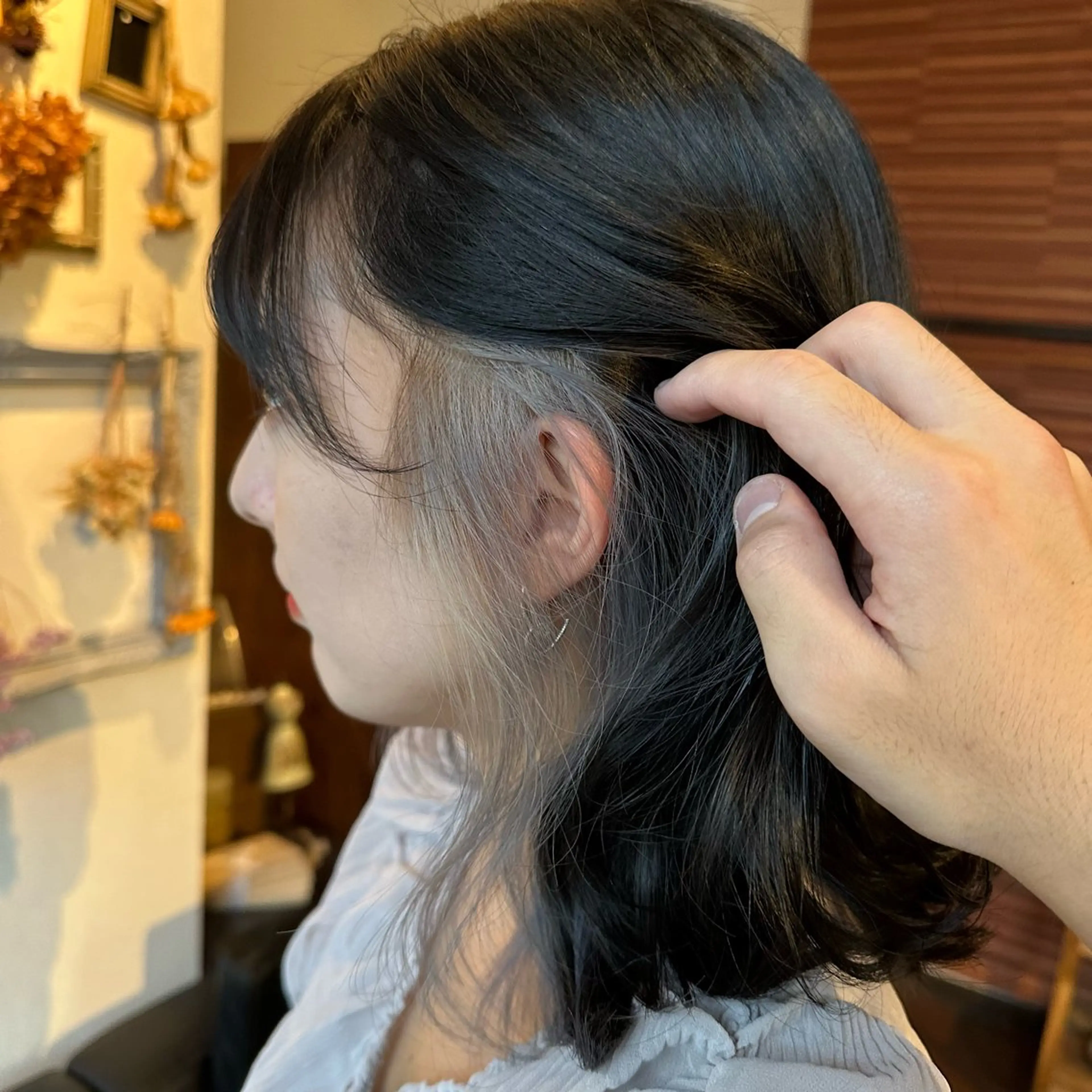 ミディアム カラー ブリーチ ヘアカラー 大人女性の艶カット カラー/菊池柊真🌟のヘアスタイル