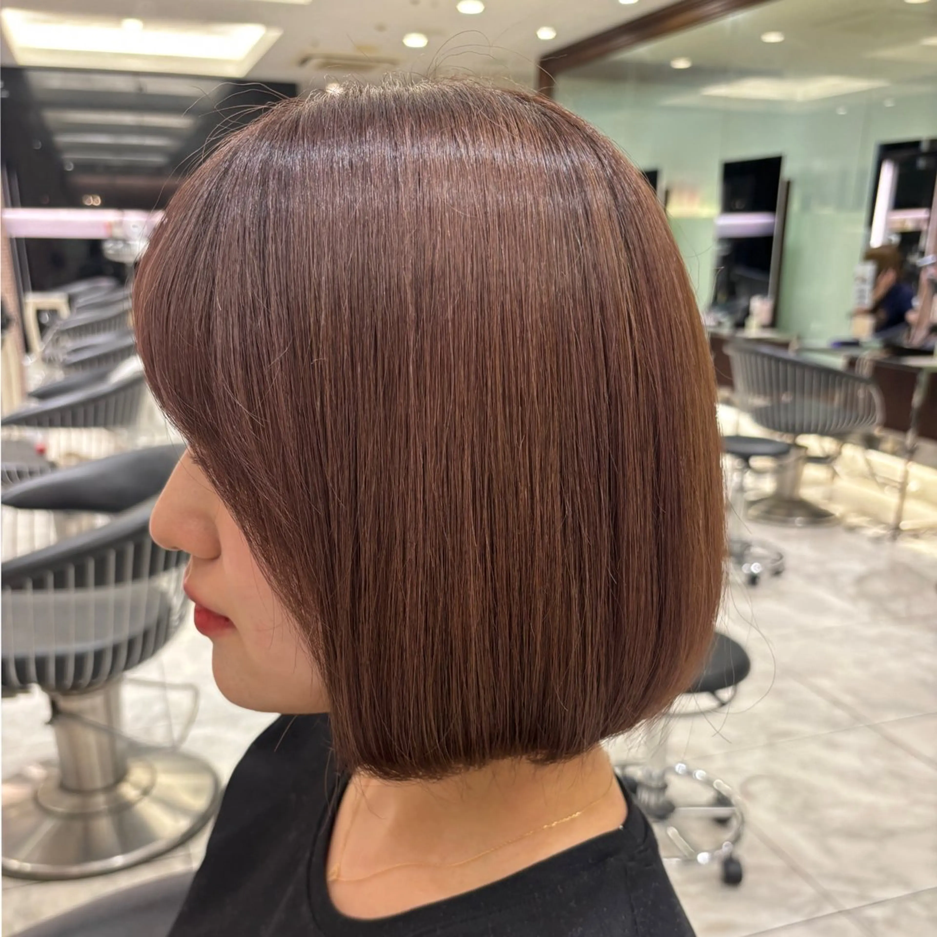 ショート ボブ カット トリートメント 🌸銀座No.1パー マ🌸いでいあやのヘアスタイル