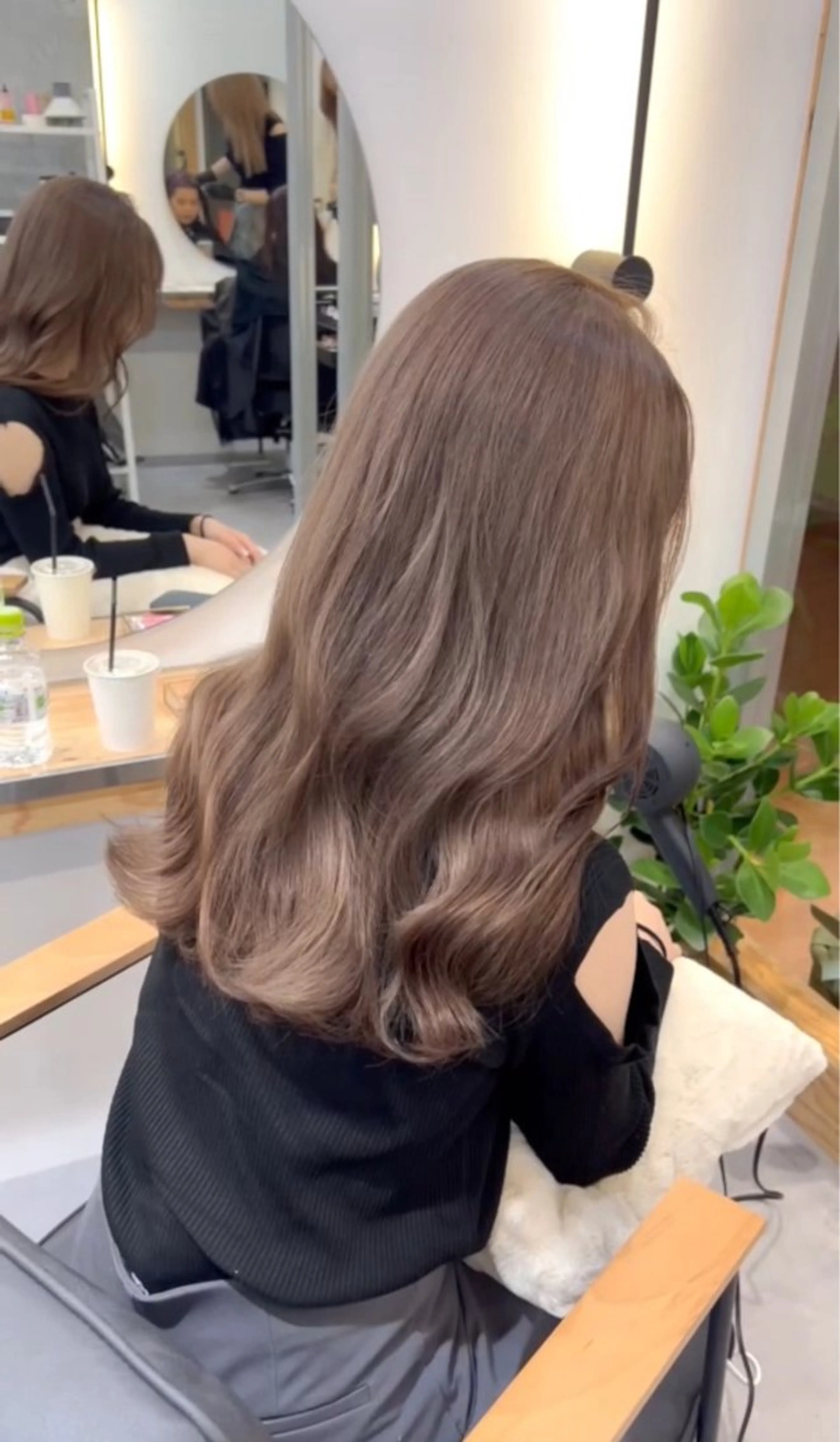 ロング 冨田 悠稀/ 髪質改善カラー🫧のヘアスタイル