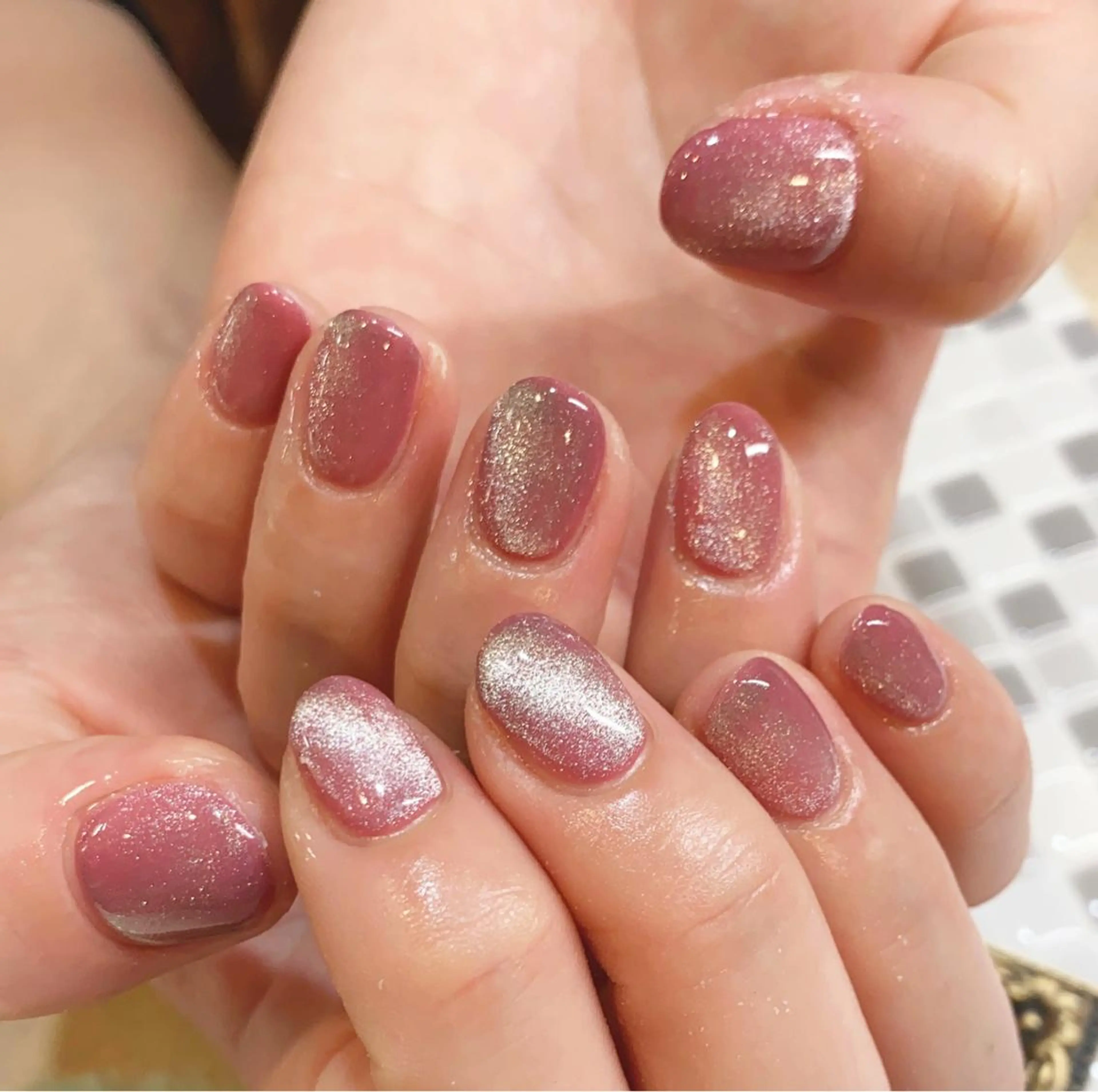 ネイル マグネットネイル nailist yuiのネイルデザイン