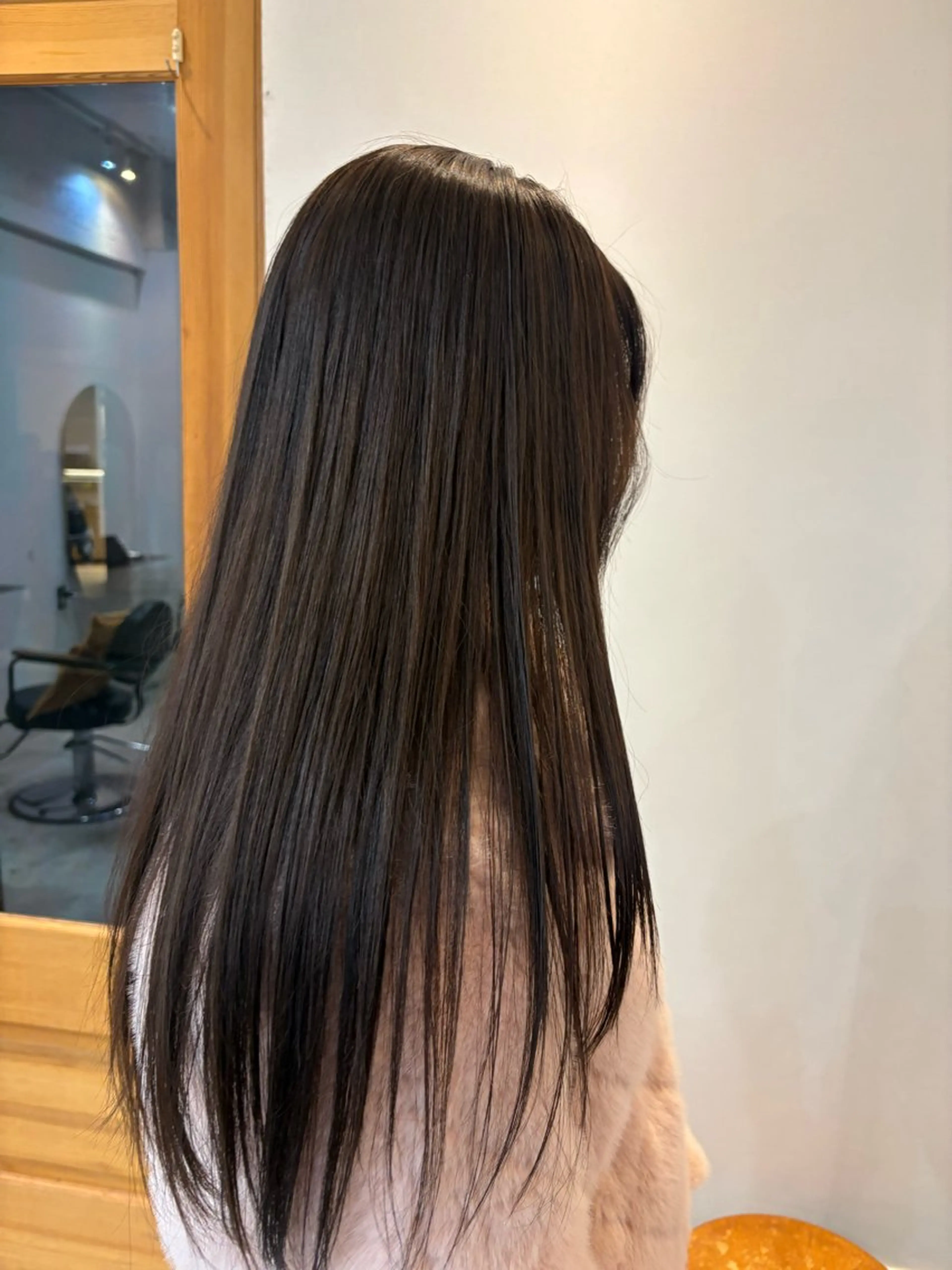 カラー 透明感カラー シルバー かんだい colorのヘアスタイル