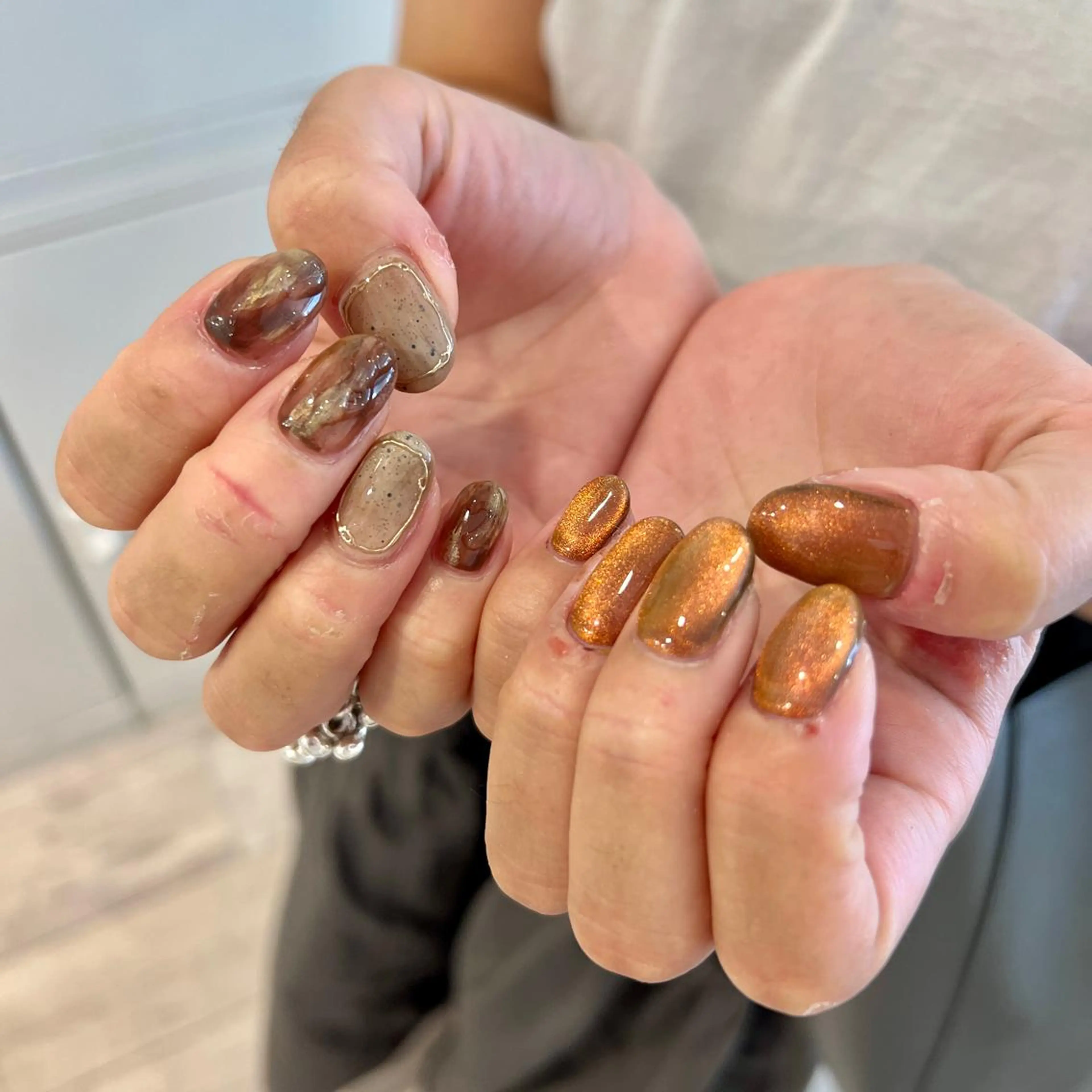 ネイル クリアネイル マグネットネイル 持ち込み ニュアンスネイル ワンカラーネイル ハンドネイル REHTOF ｜朝7時Open☀️のネイルデザイン