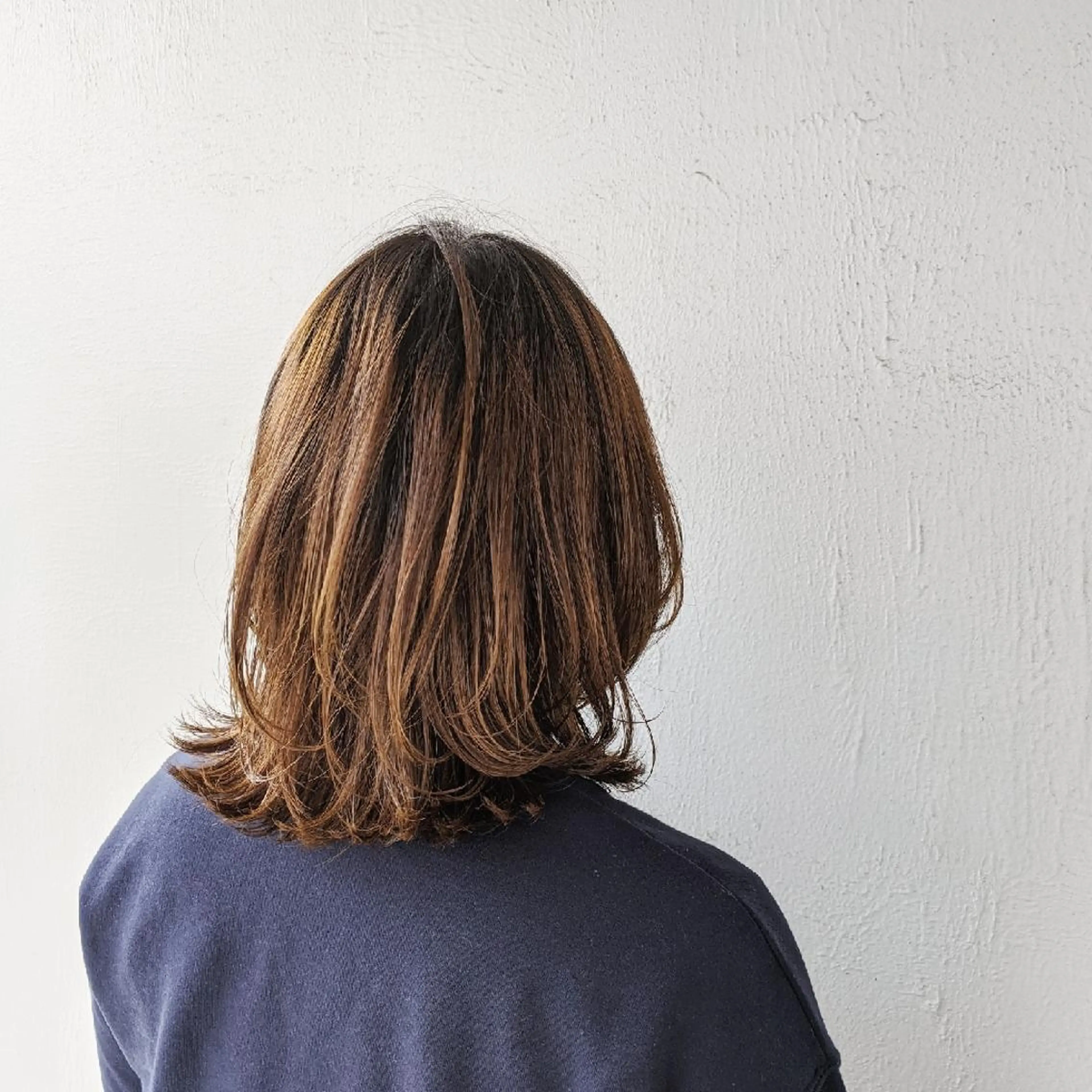 ミディアム 浜田りほ Luxbe 博多バスターミナルのヘアスタイル