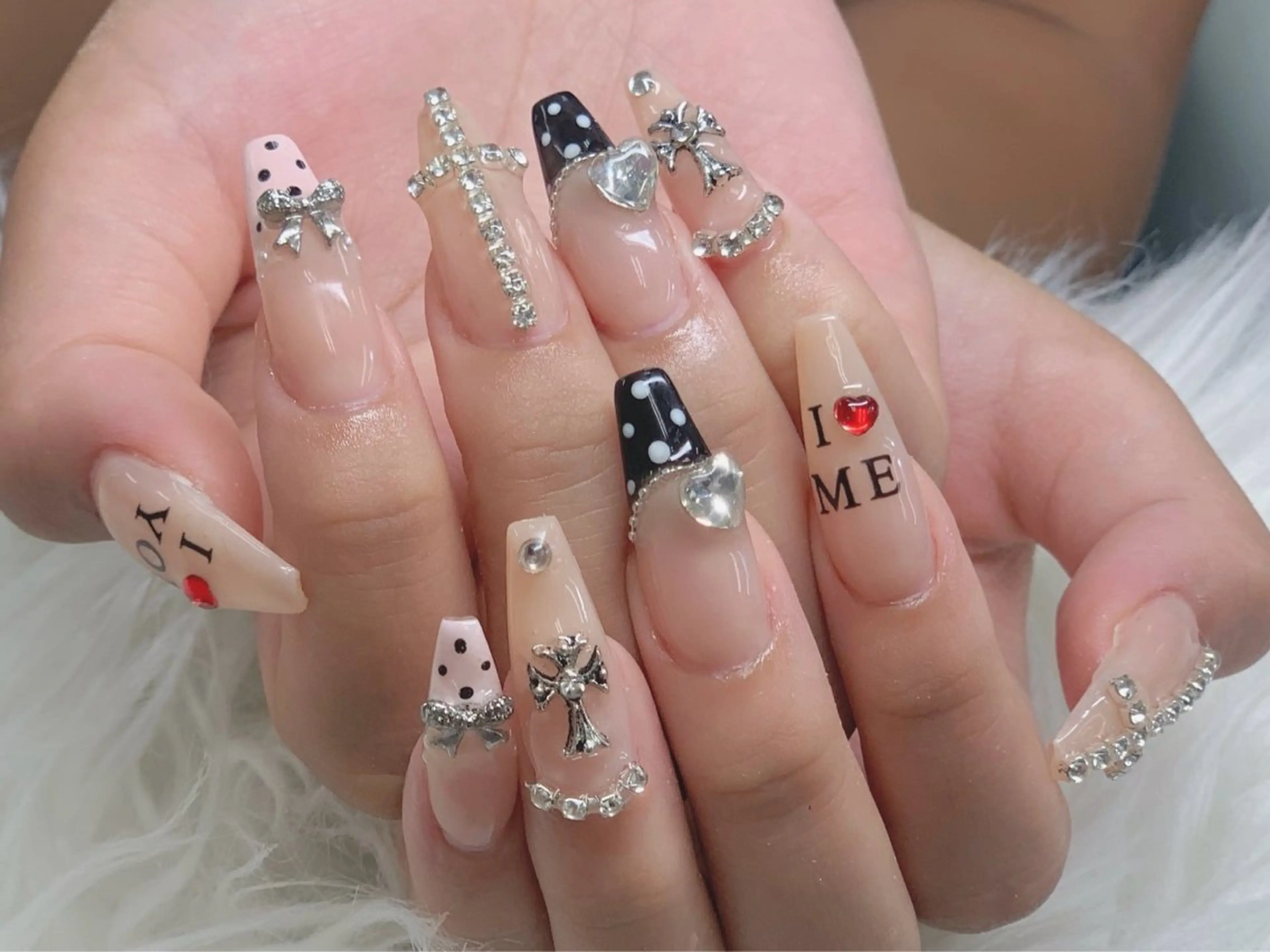 ネイル ハンドネイル ANH NAIL ゴテゴテ専門店💎のネイルデザイン