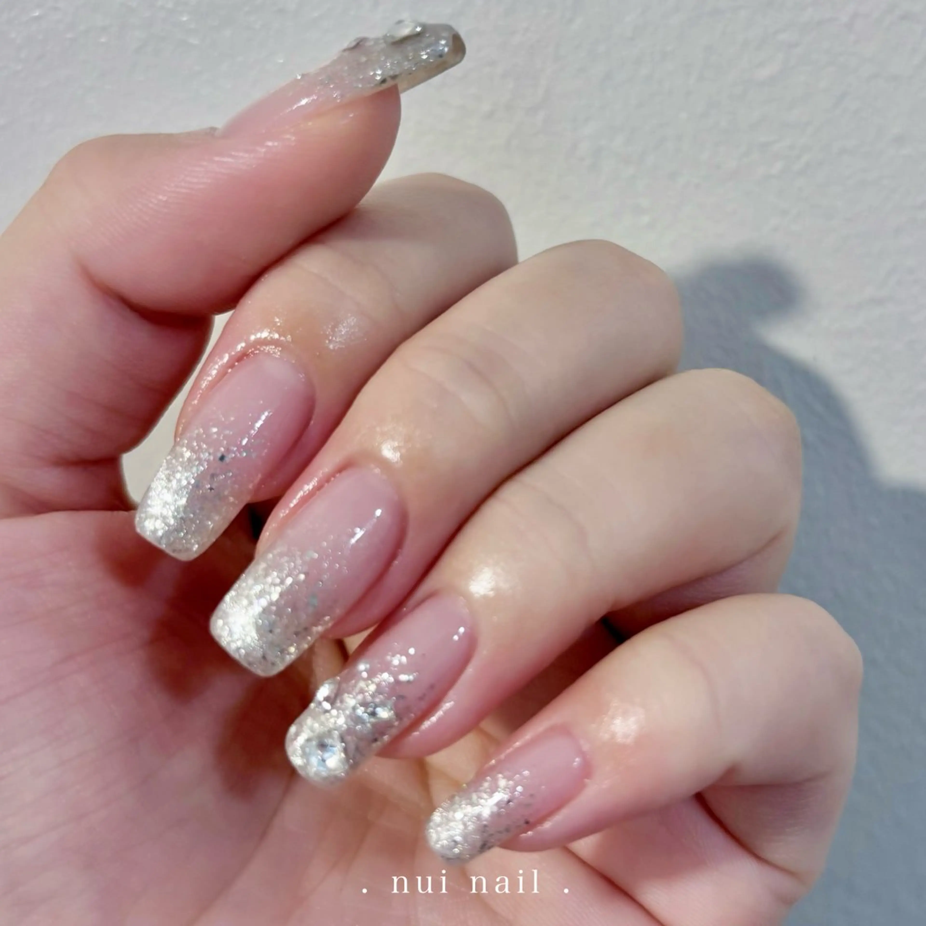 ネイル クリアネイル グラデーション ラメ(グリッター) ラメグラデーション ハンドネイル nui nailのネイルデザイン